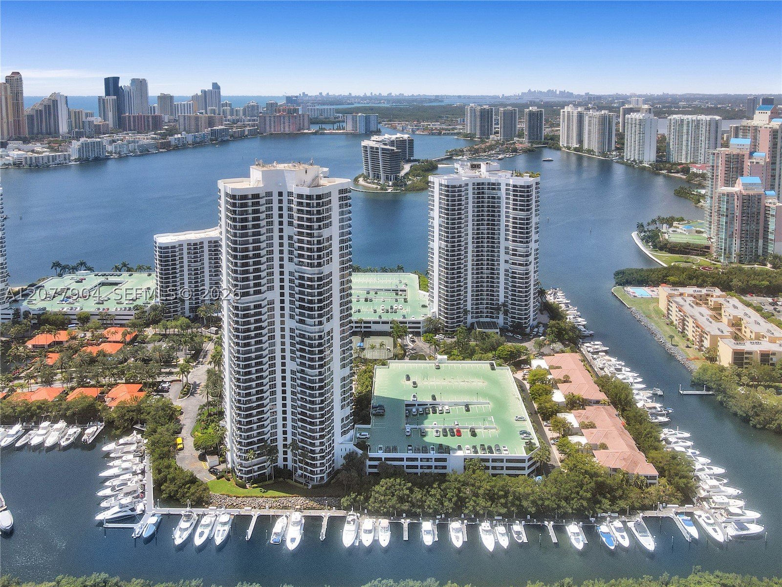3500 MYSTIC POINTE DR #2202, Aventura FL 33180