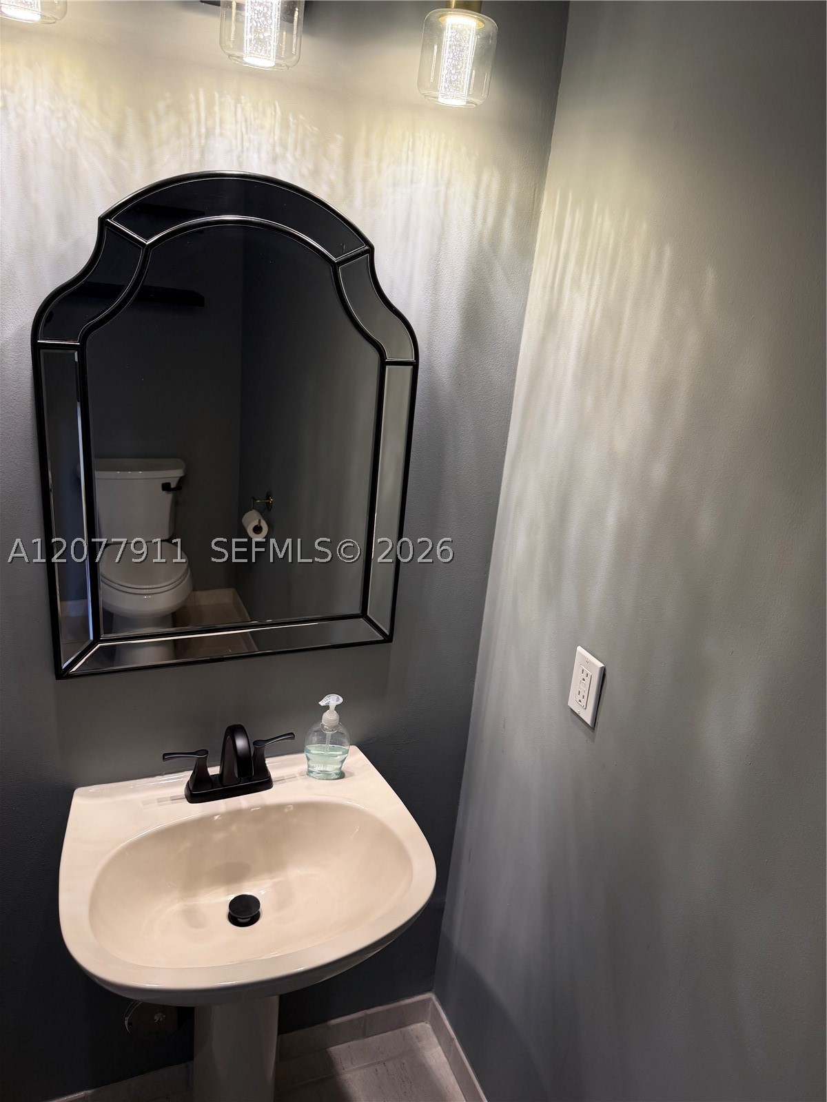 1532 NW 133rd Ave, Pembroke Pines FL 33028