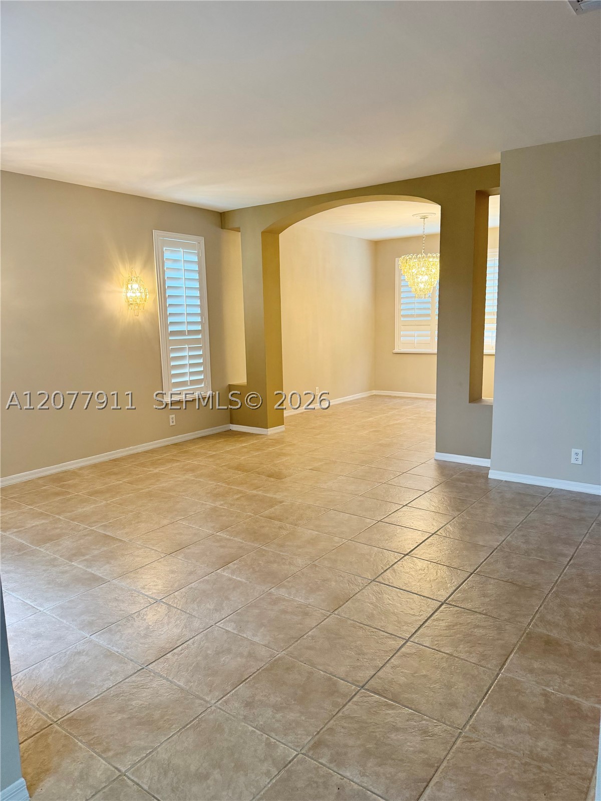 1532 NW 133rd Ave, Pembroke Pines FL 33028