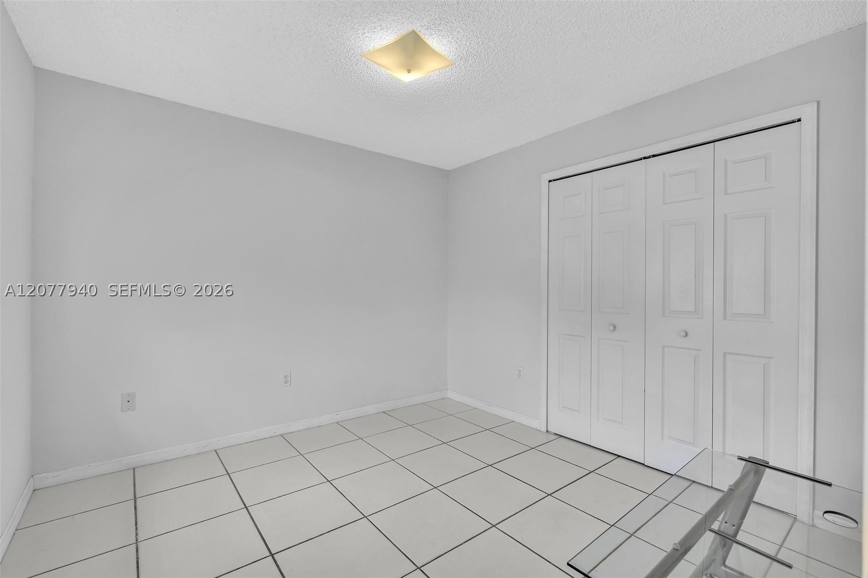 13949 N Forest Oak Cir, Davie FL 33325