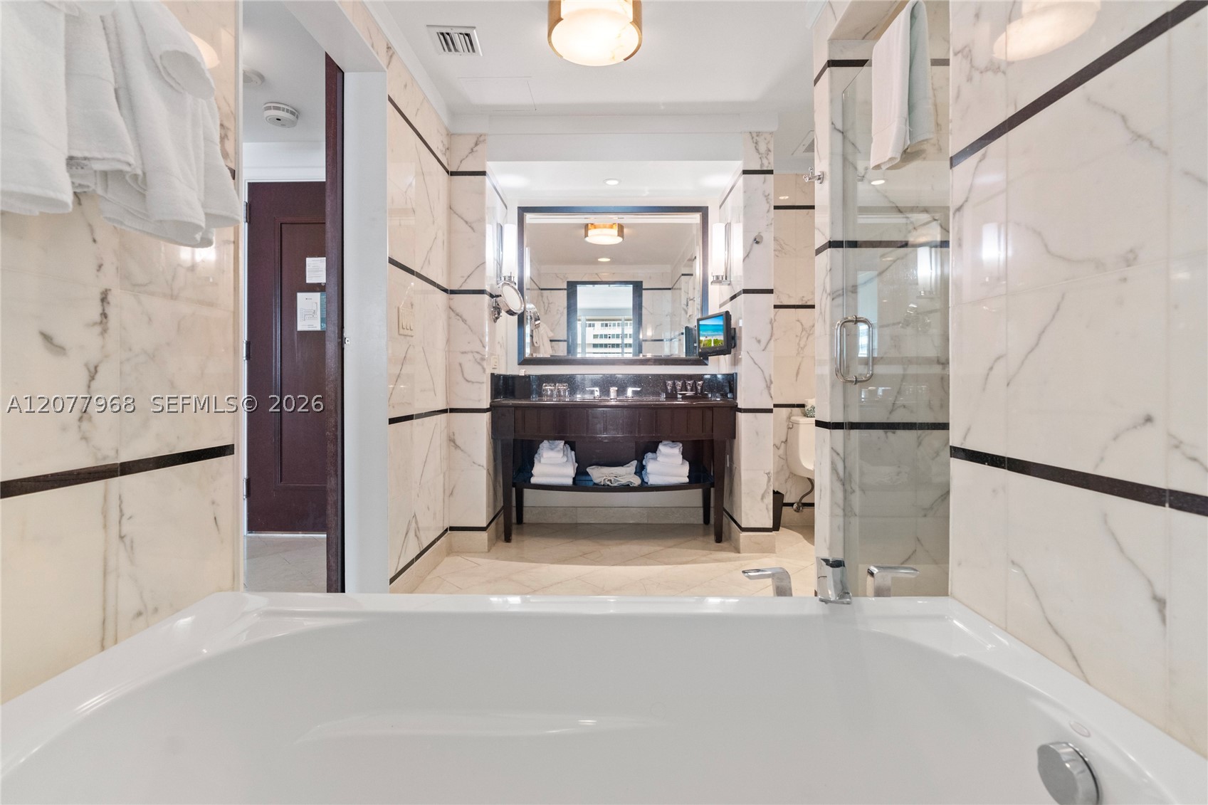 4391 Collins Ave #803, Miami Beach FL 33140