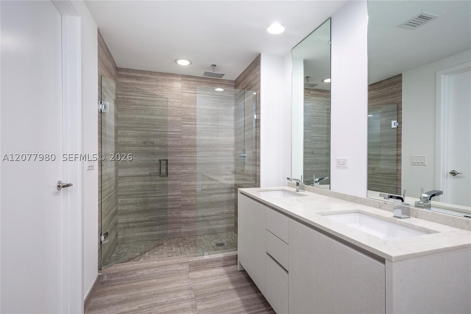 1010 Brickell Ave #1402, Miami FL 33131