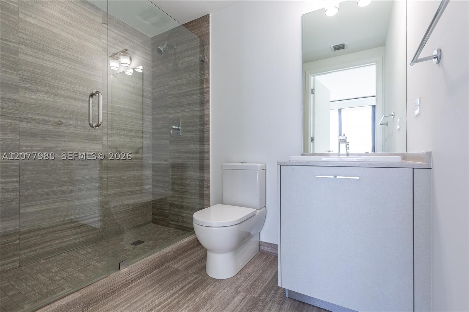 1010 Brickell Ave #1402, Miami FL 33131