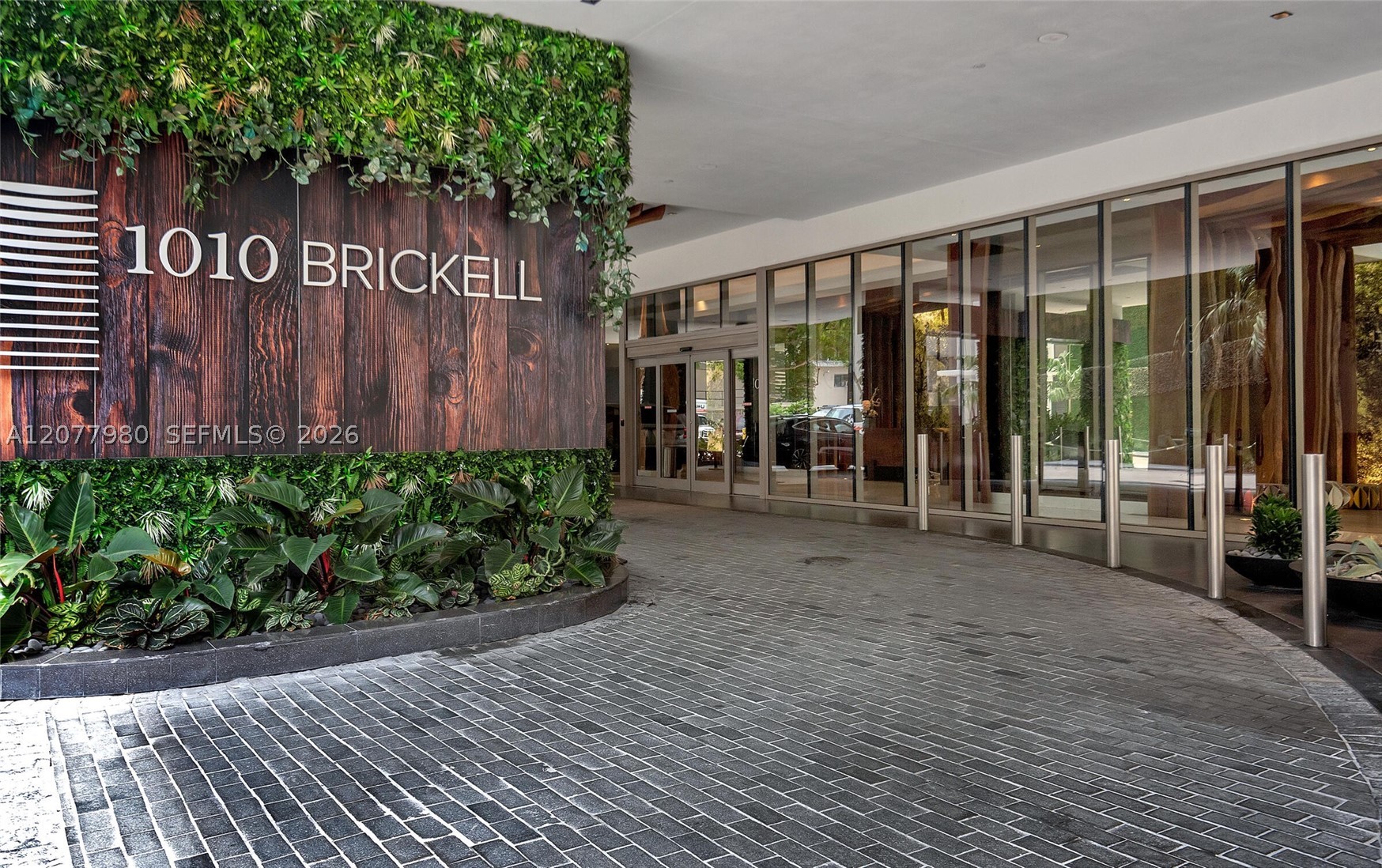 1010 Brickell Ave #1402, Miami FL 33131