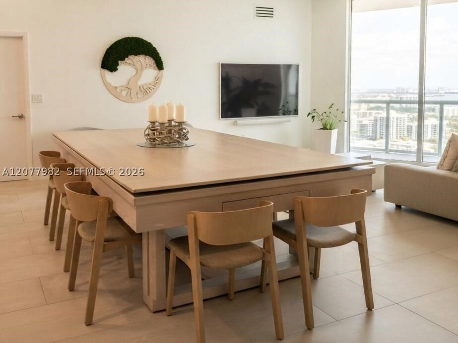 1900 N Bayshore Dr #5004, Miami FL 33132