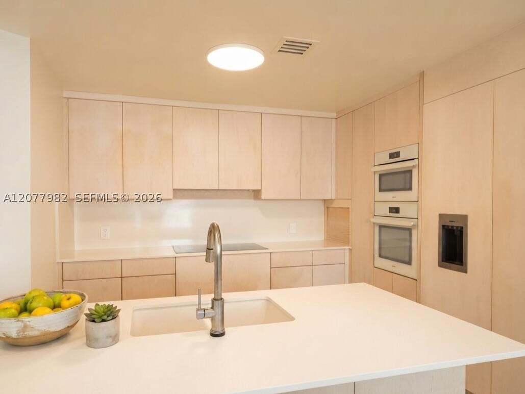1900 N Bayshore Dr #5004, Miami FL 33132