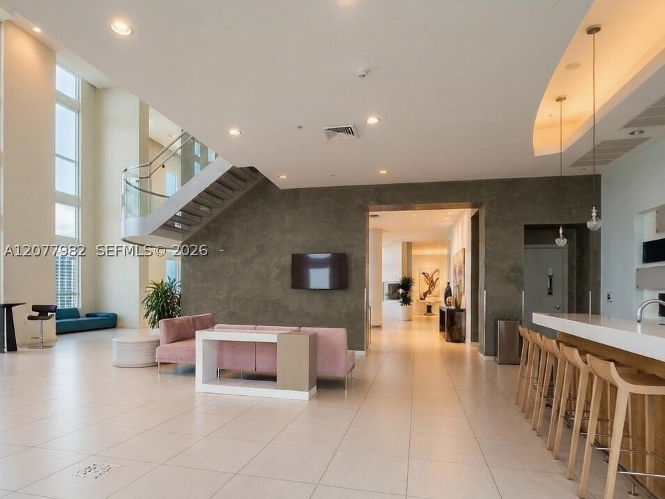 1900 N Bayshore Dr #5004, Miami FL 33132