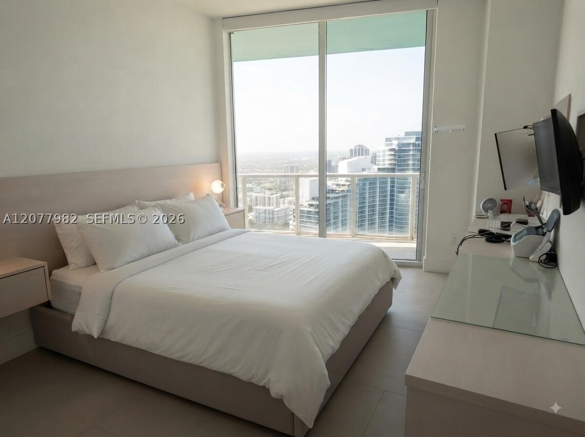 1900 N Bayshore Dr #5004, Miami FL 33132