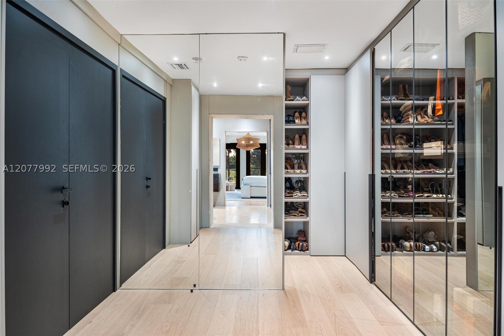5170 La Gorce Dr, Miami Beach FL 33140