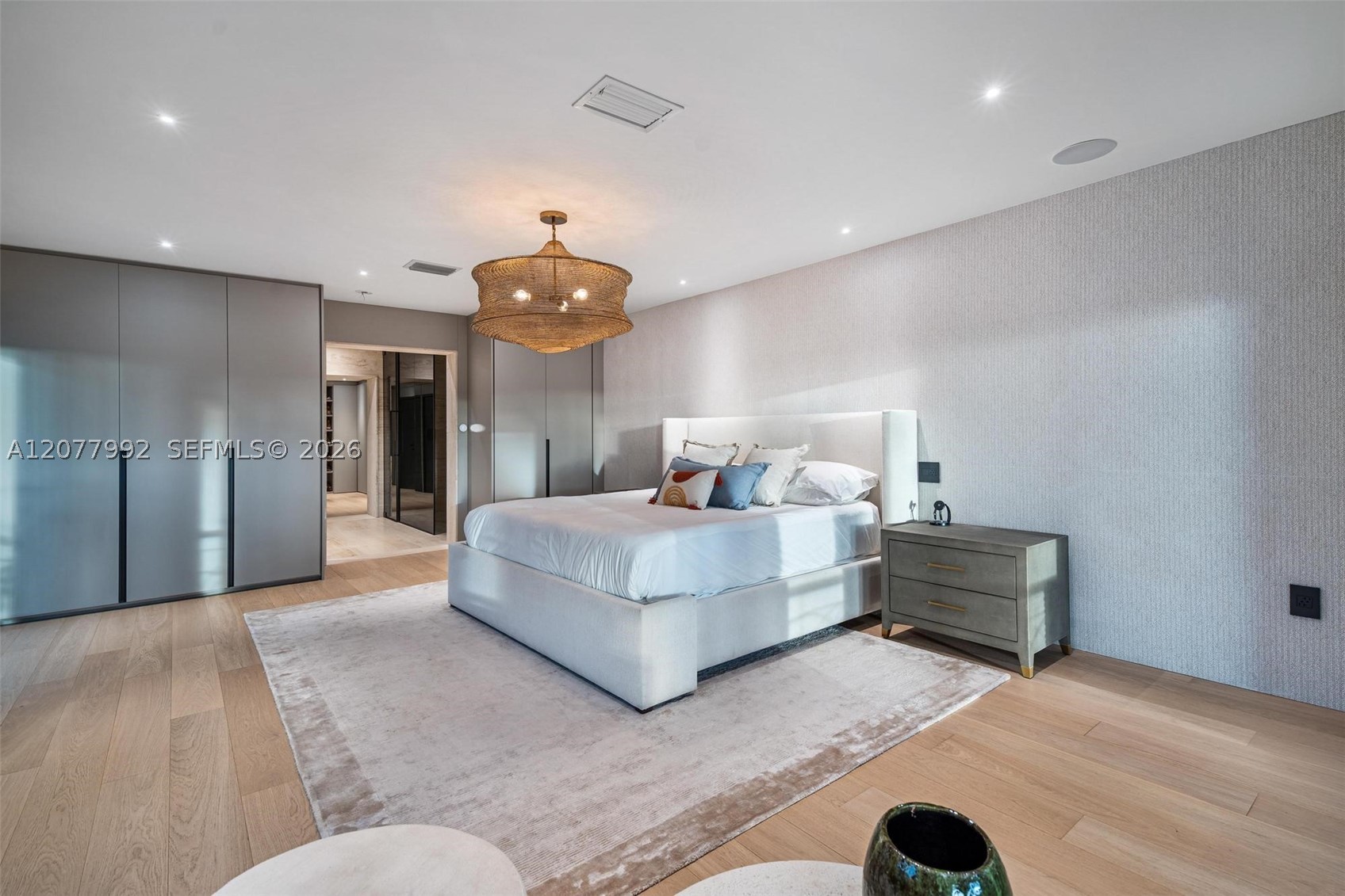 5170 La Gorce Dr, Miami Beach FL 33140