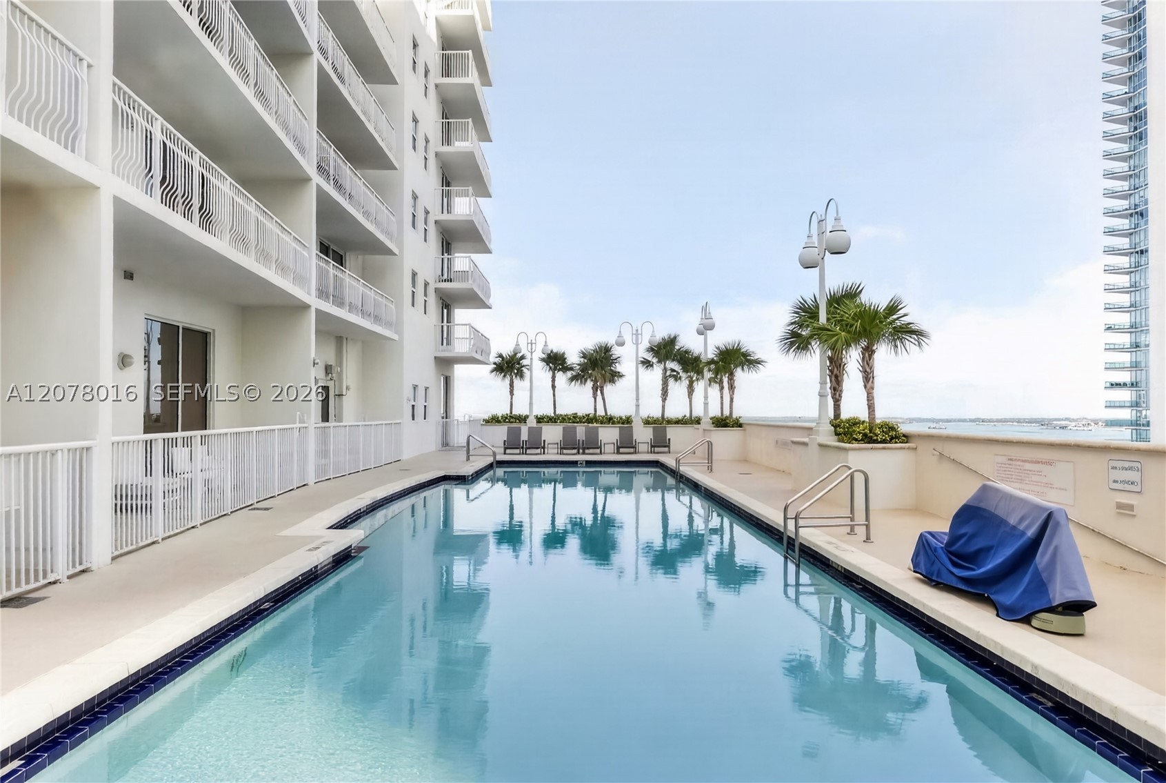 1200 Brickell Bay Dr #2510, Miami FL 33131