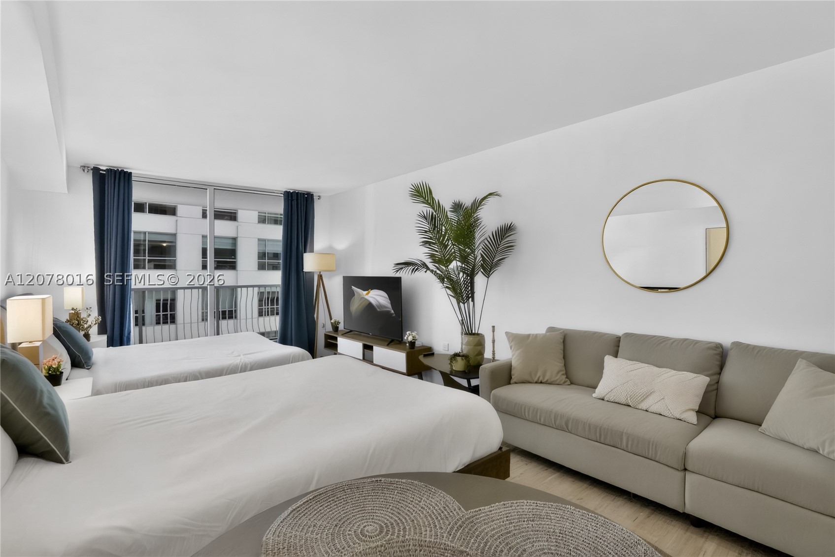 1200 Brickell Bay Dr #2510, Miami FL 33131