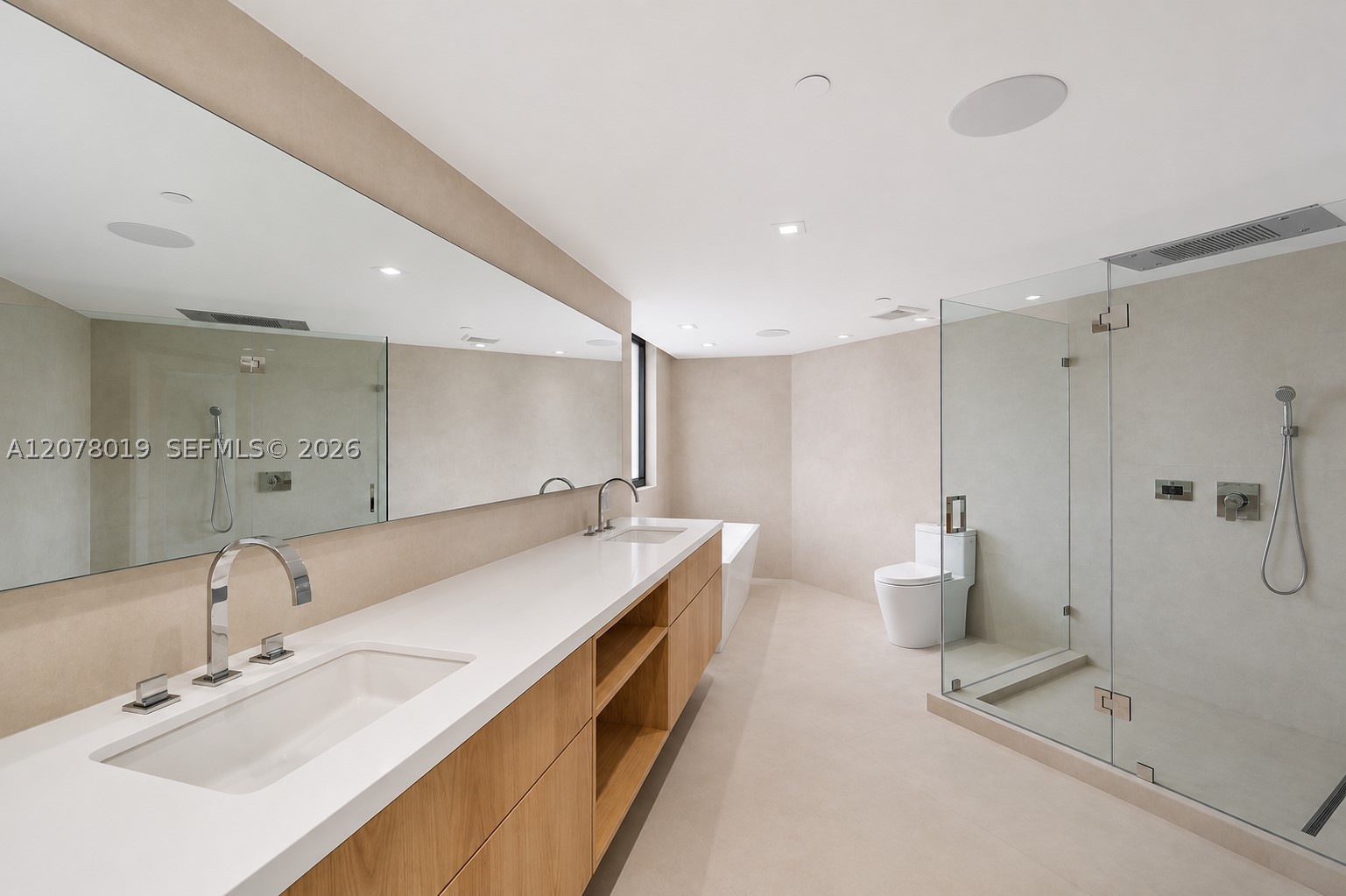 1581 Brickell Ave #PH106, Miami FL 33129