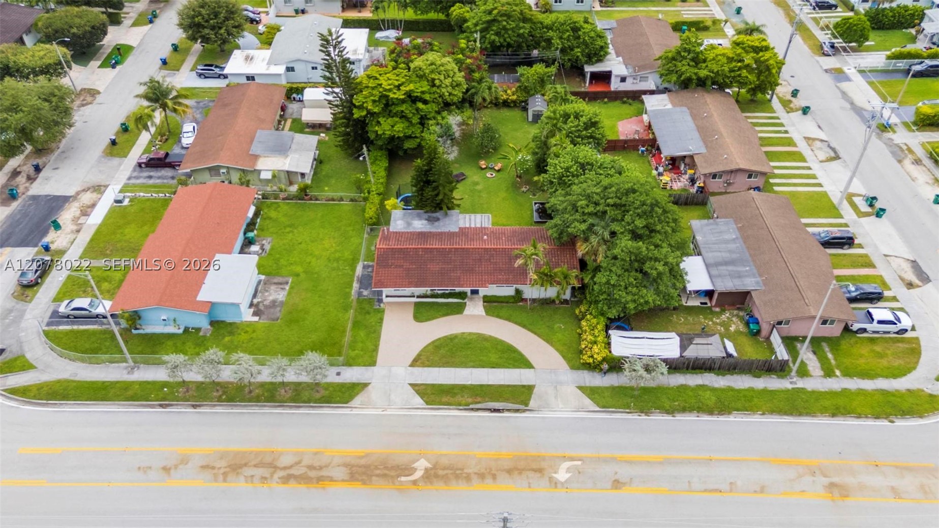 3551 SW 97th Ave, Miami FL 33165