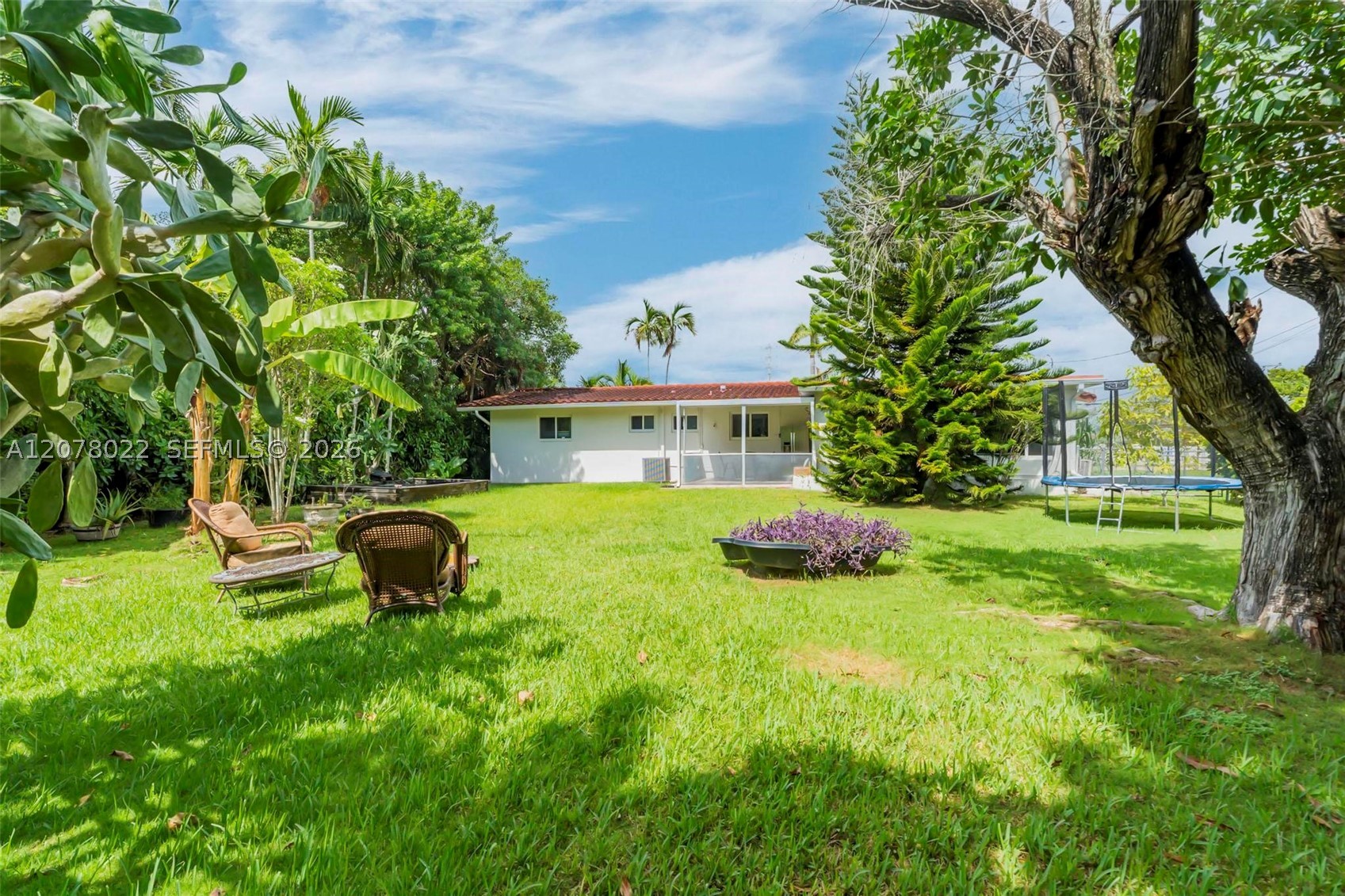 3551 SW 97th Ave, Miami FL 33165
