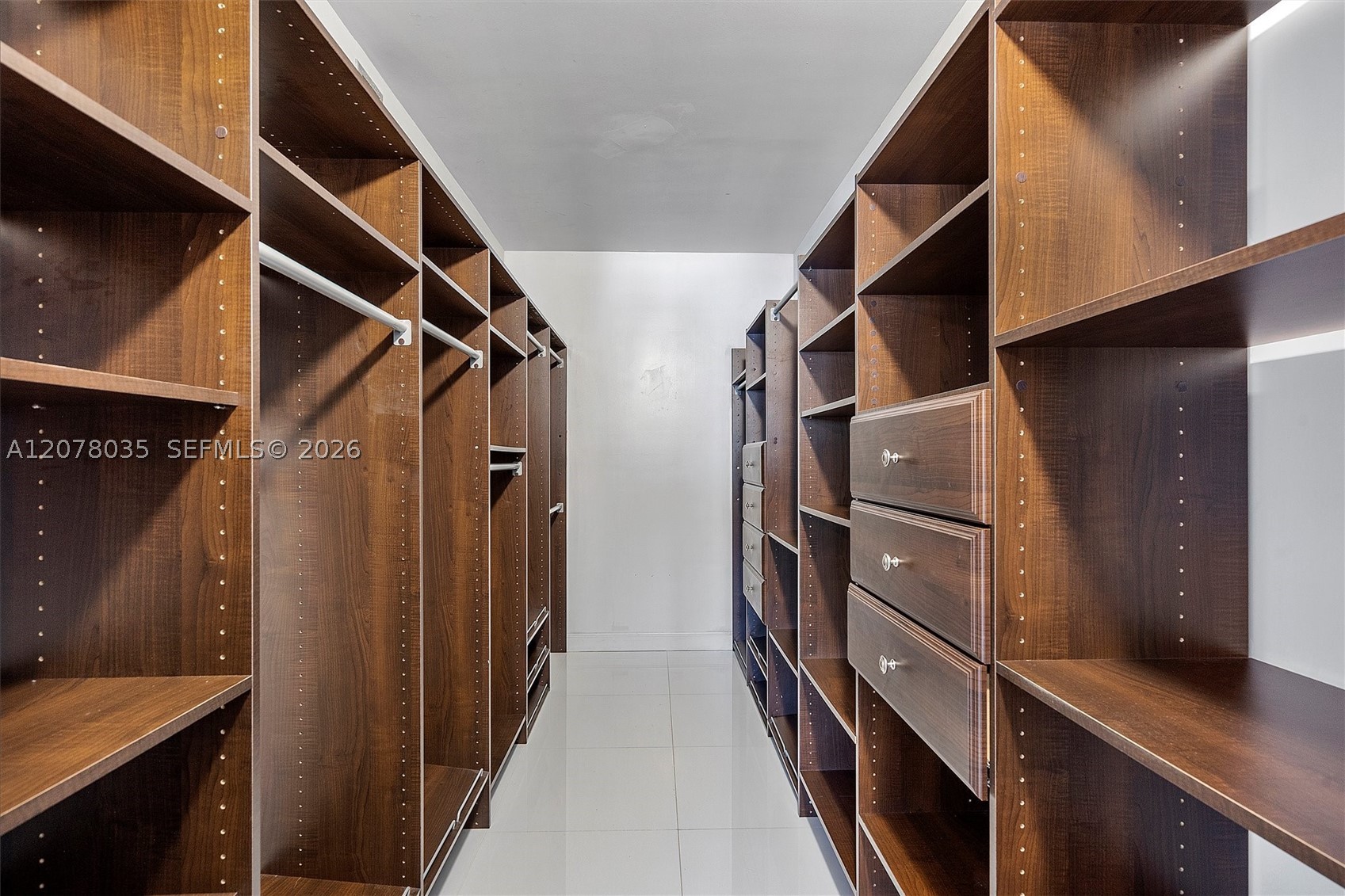 200 Golden Isles Dr #206, Hallandale Beach FL 33009