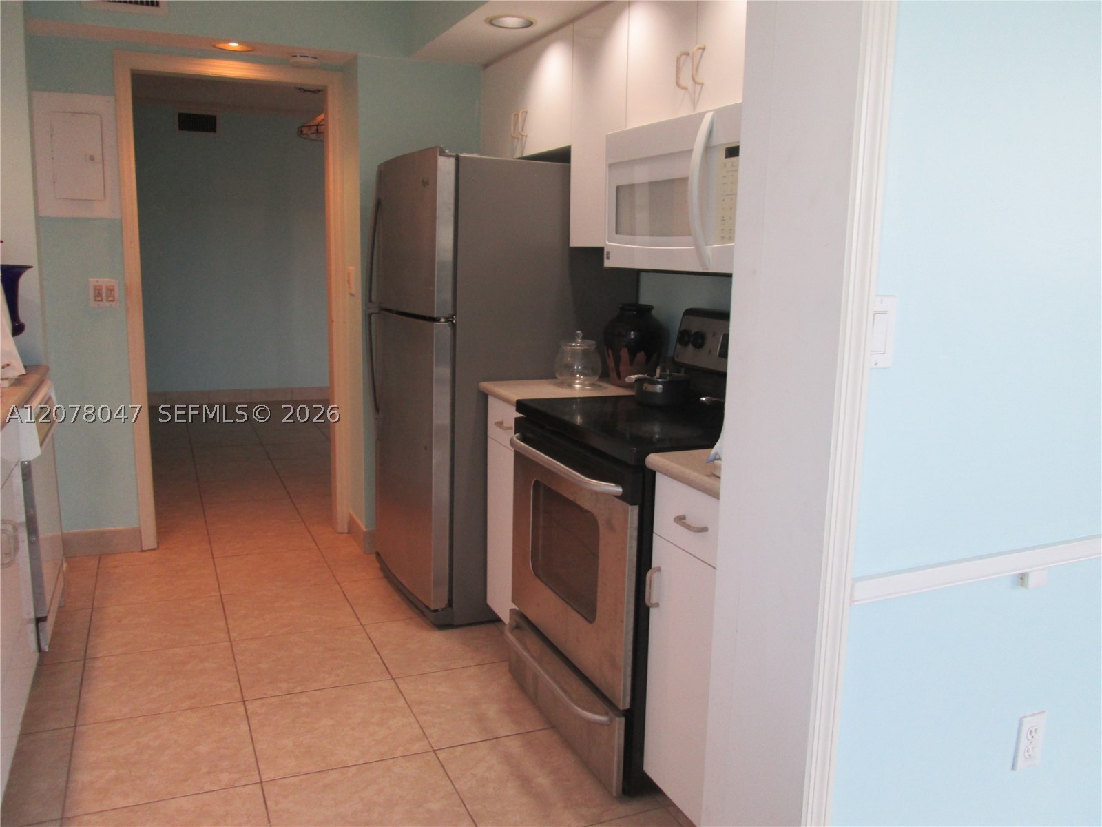 3100 NE 49th St #1106, Fort Lauderdale FL 33308