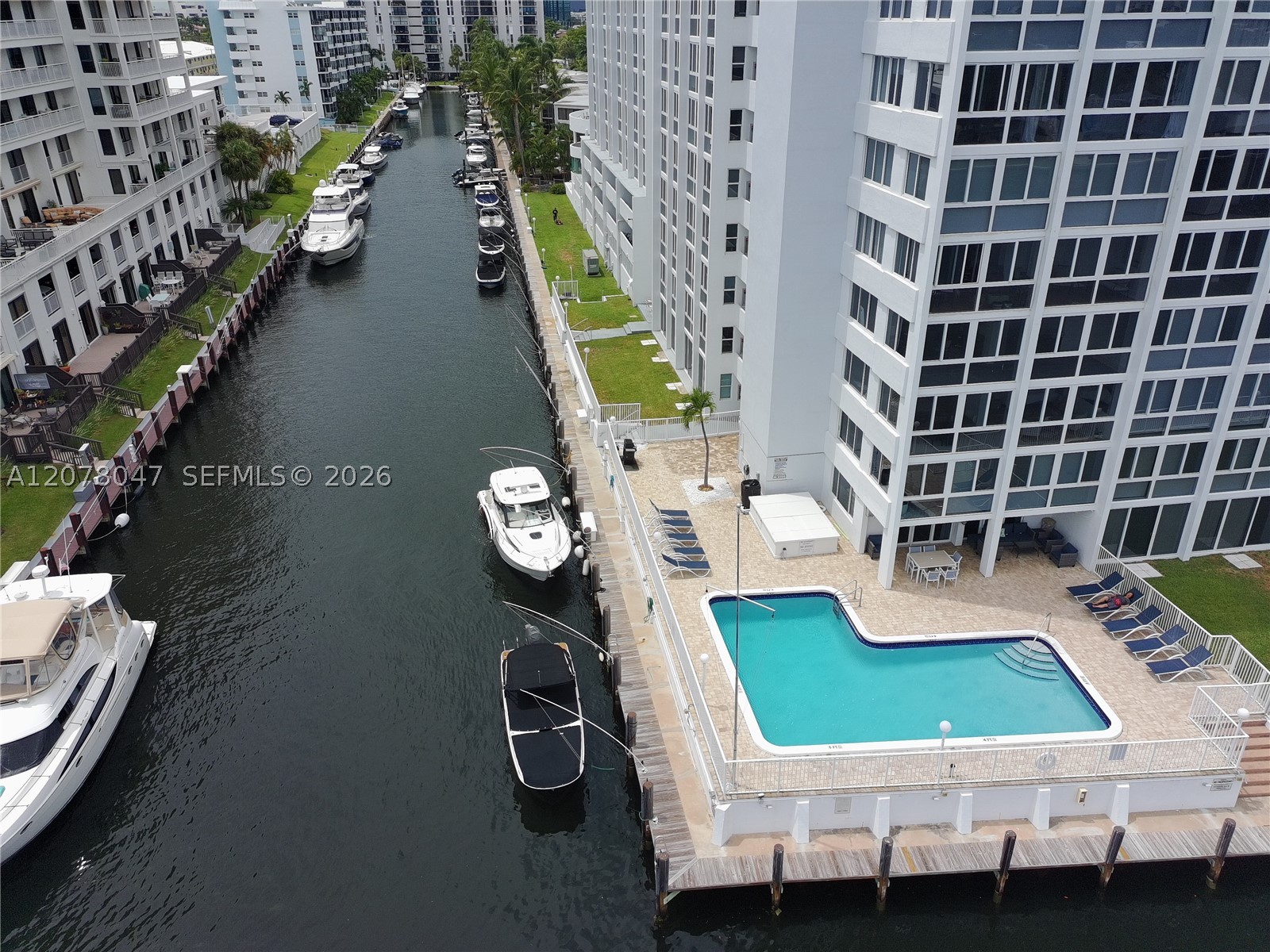 3100 NE 49th St #1106, Fort Lauderdale FL 33308