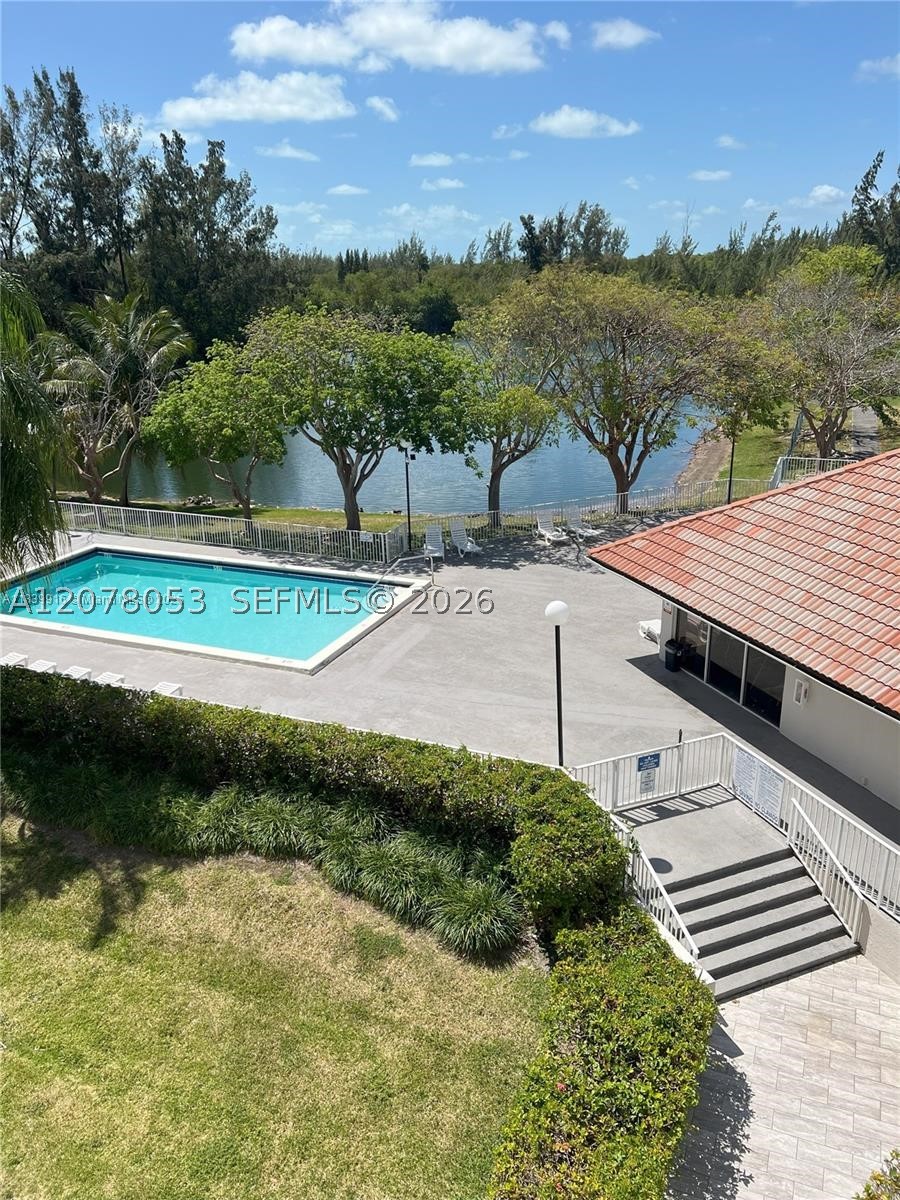 8240 SW 210th St #319, Cutler Bay FL 33189