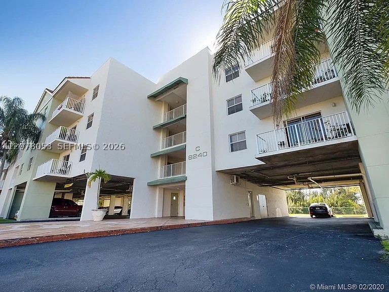 8240 SW 210th St #319, Cutler Bay FL 33189