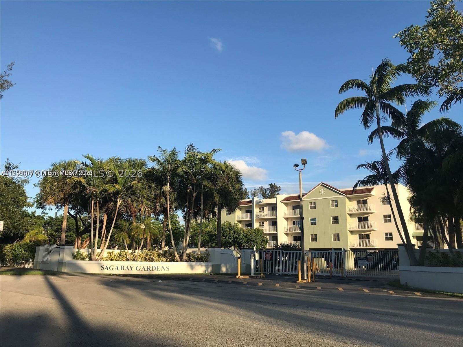 8240 SW 210th St #319, Cutler Bay FL 33189