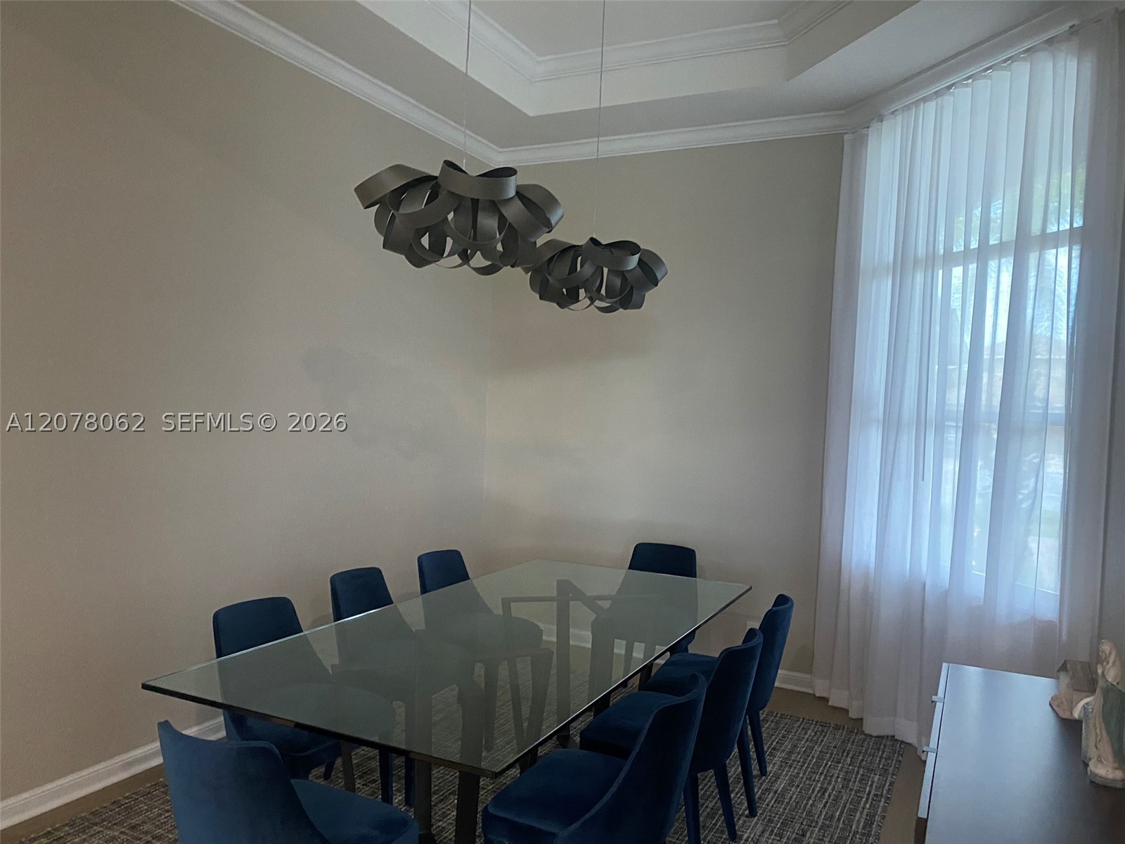1360 Victoria Isle Dr, Weston FL 33327