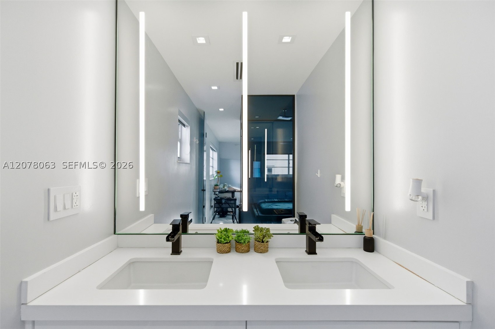 1428 Euclid Ave #207, Miami Beach FL 33139