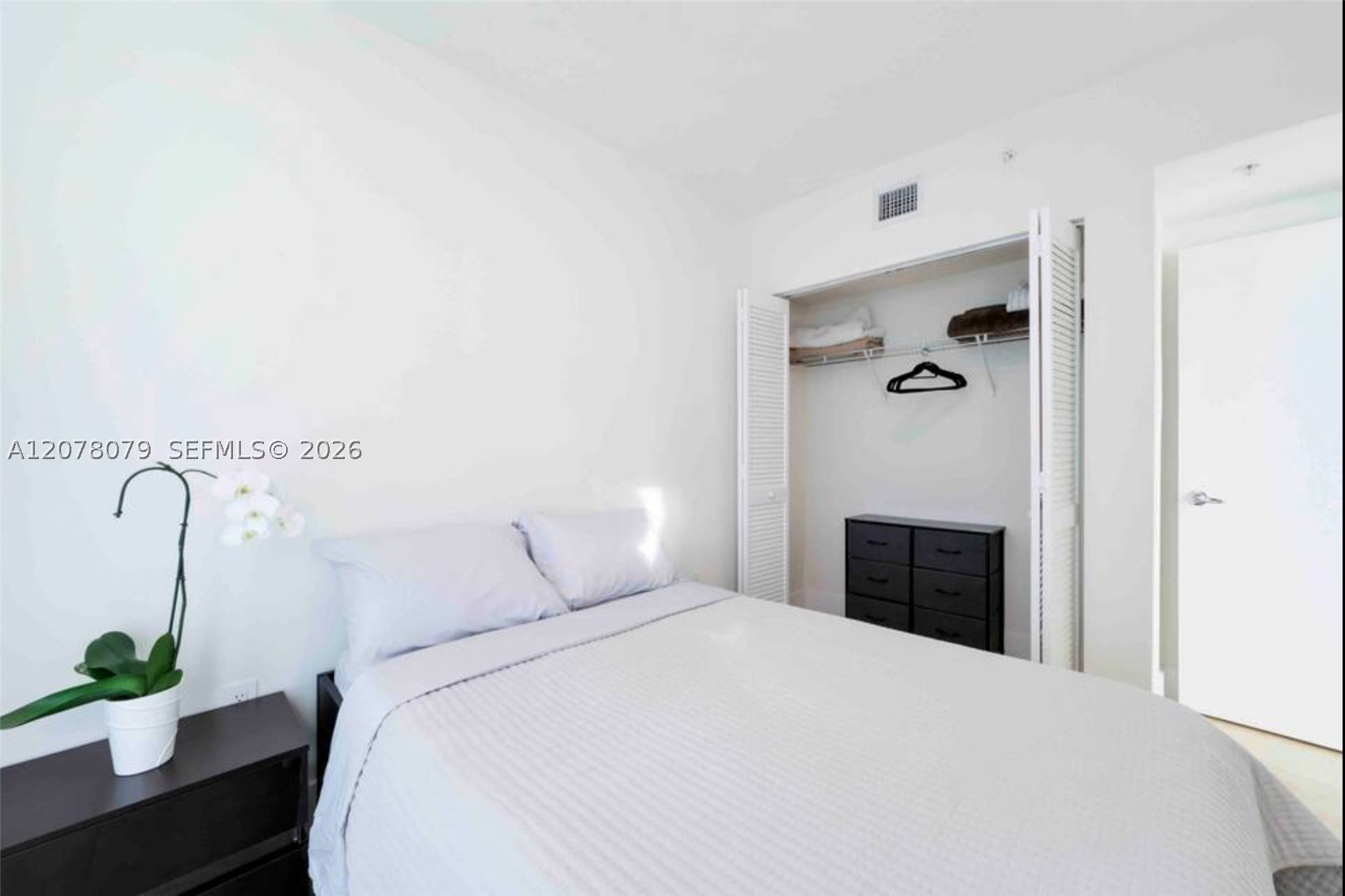 41 SE 5th St #408, Miami FL 33131