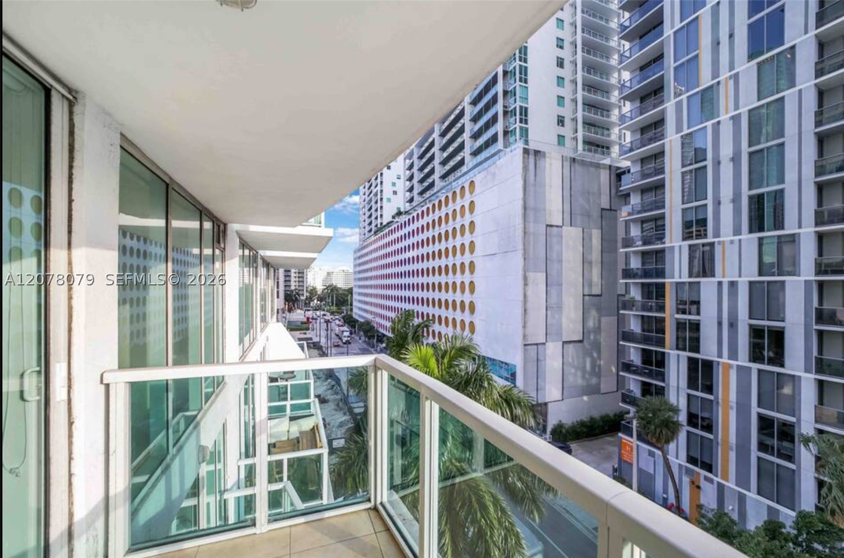 41 SE 5th St #408, Miami FL 33131