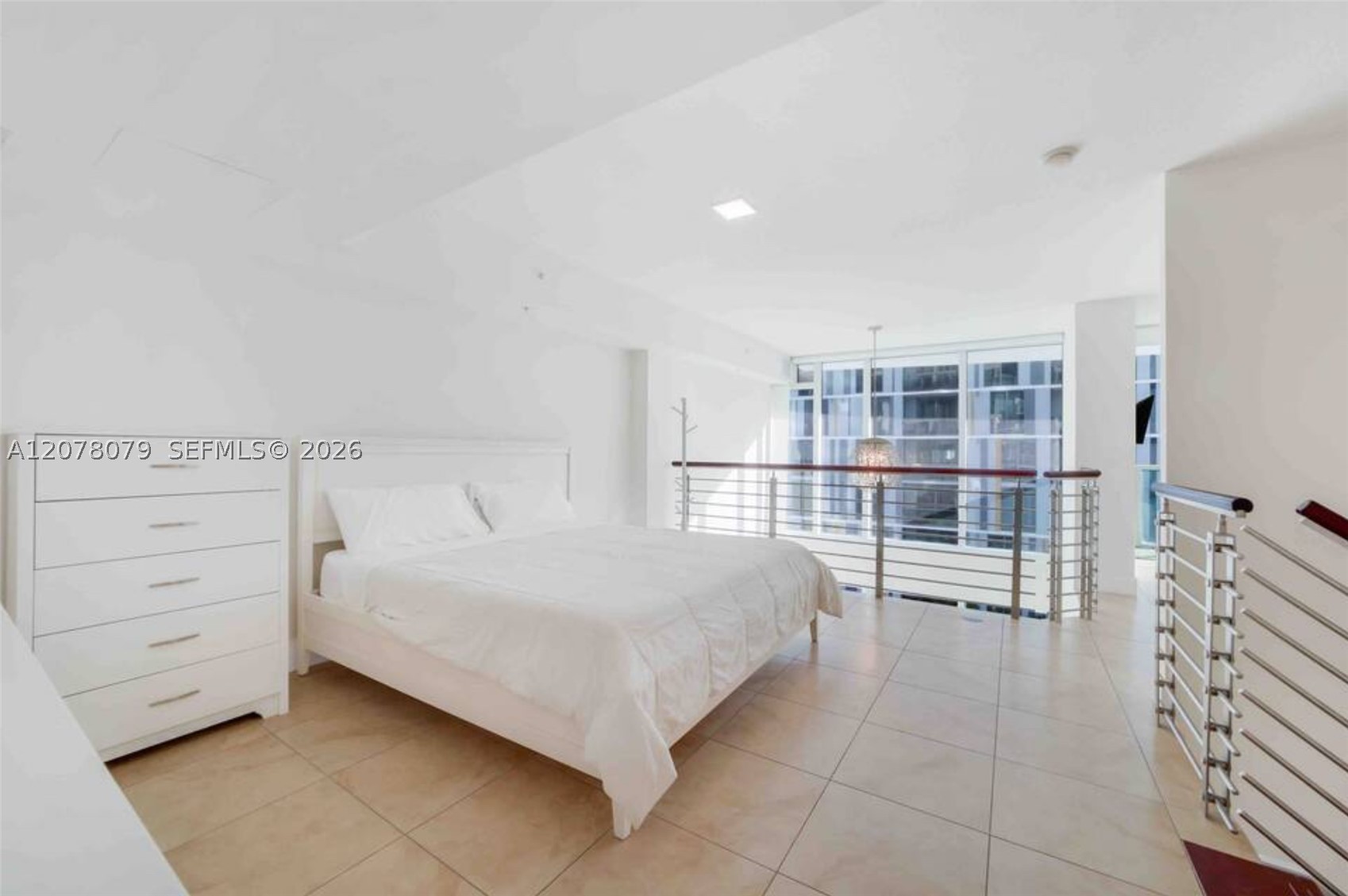 41 SE 5th St #408, Miami FL 33131