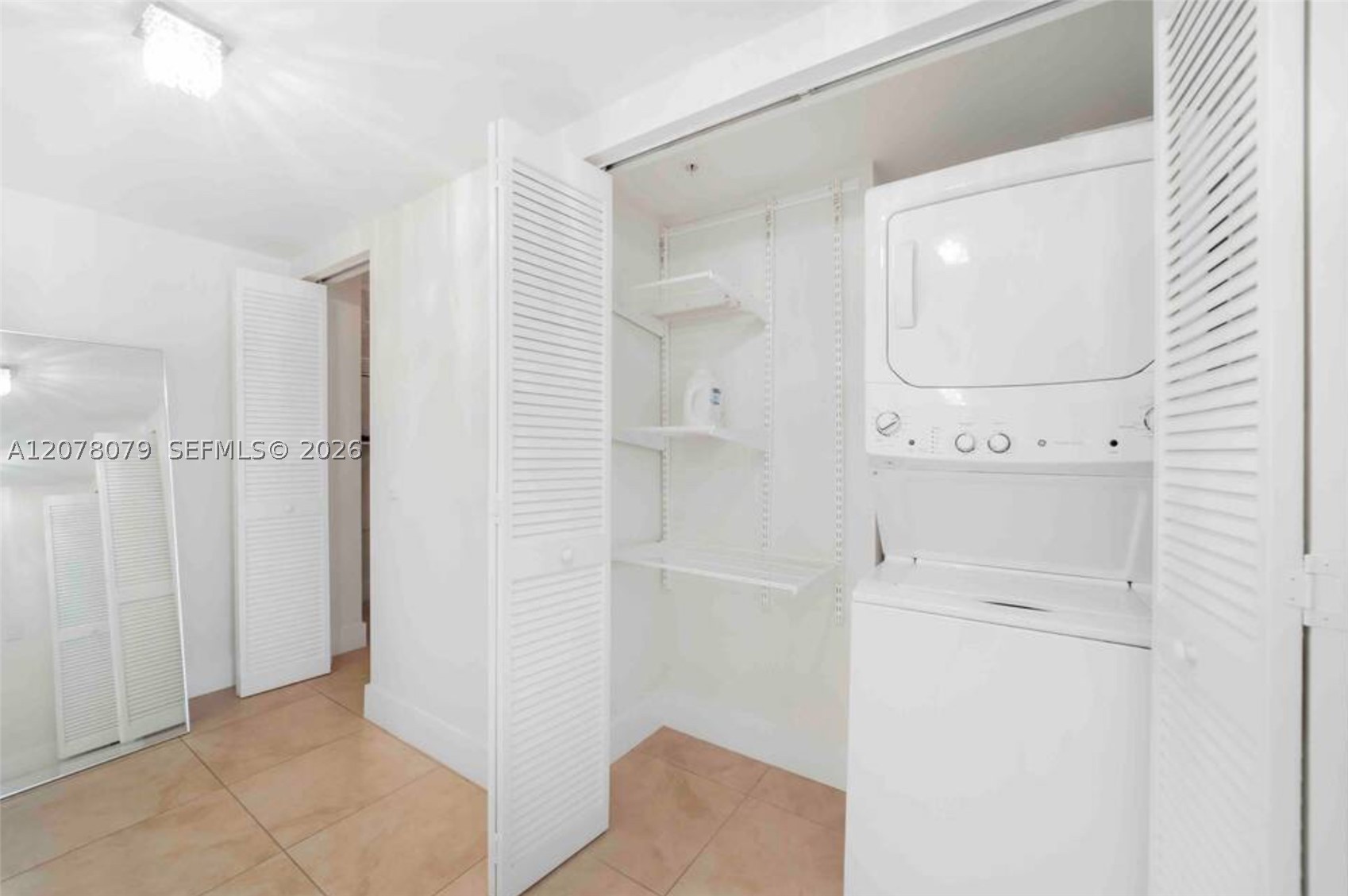 41 SE 5th St #408, Miami FL 33131