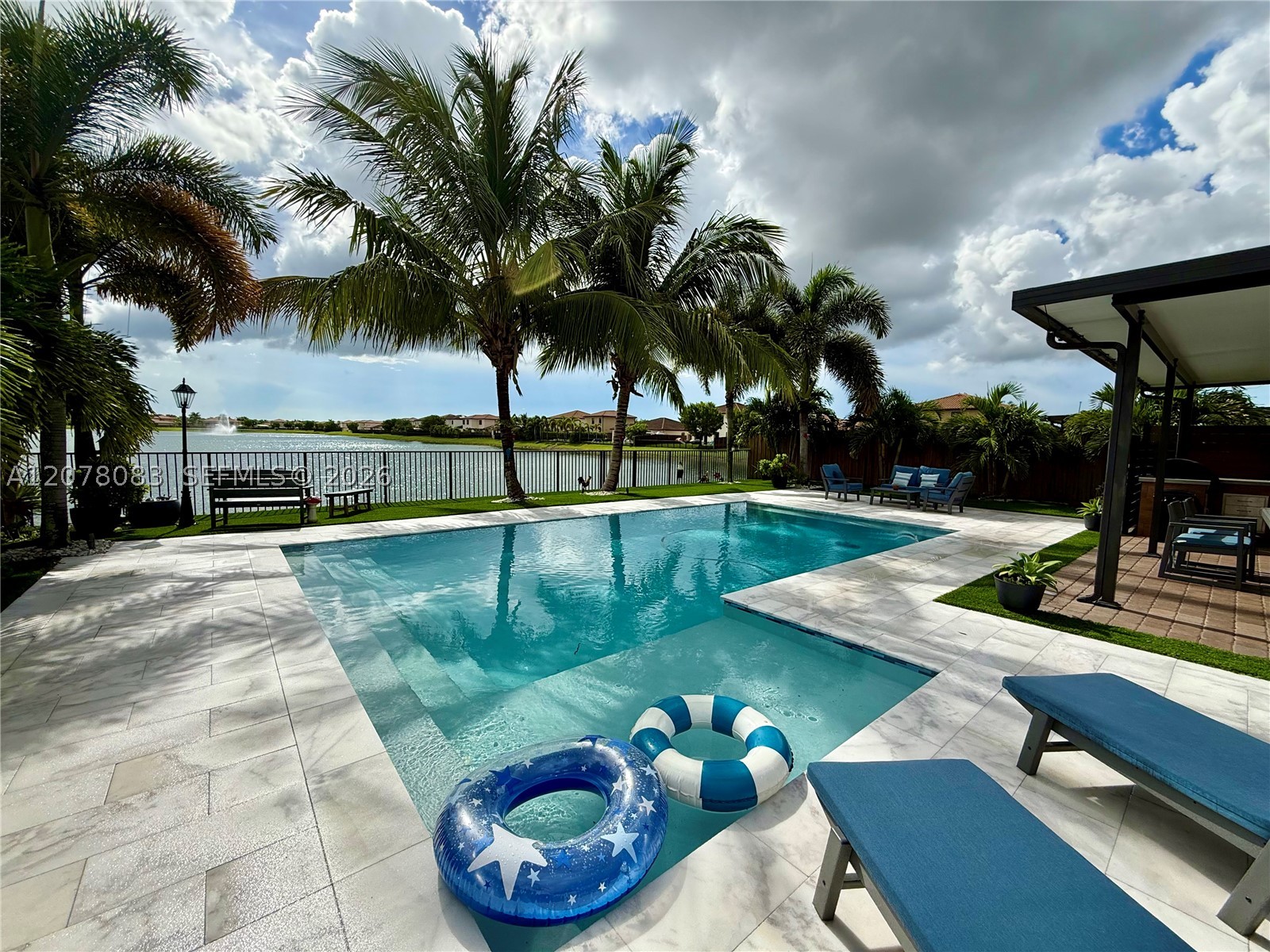 167 SE 24th Ave, Homestead FL 33033