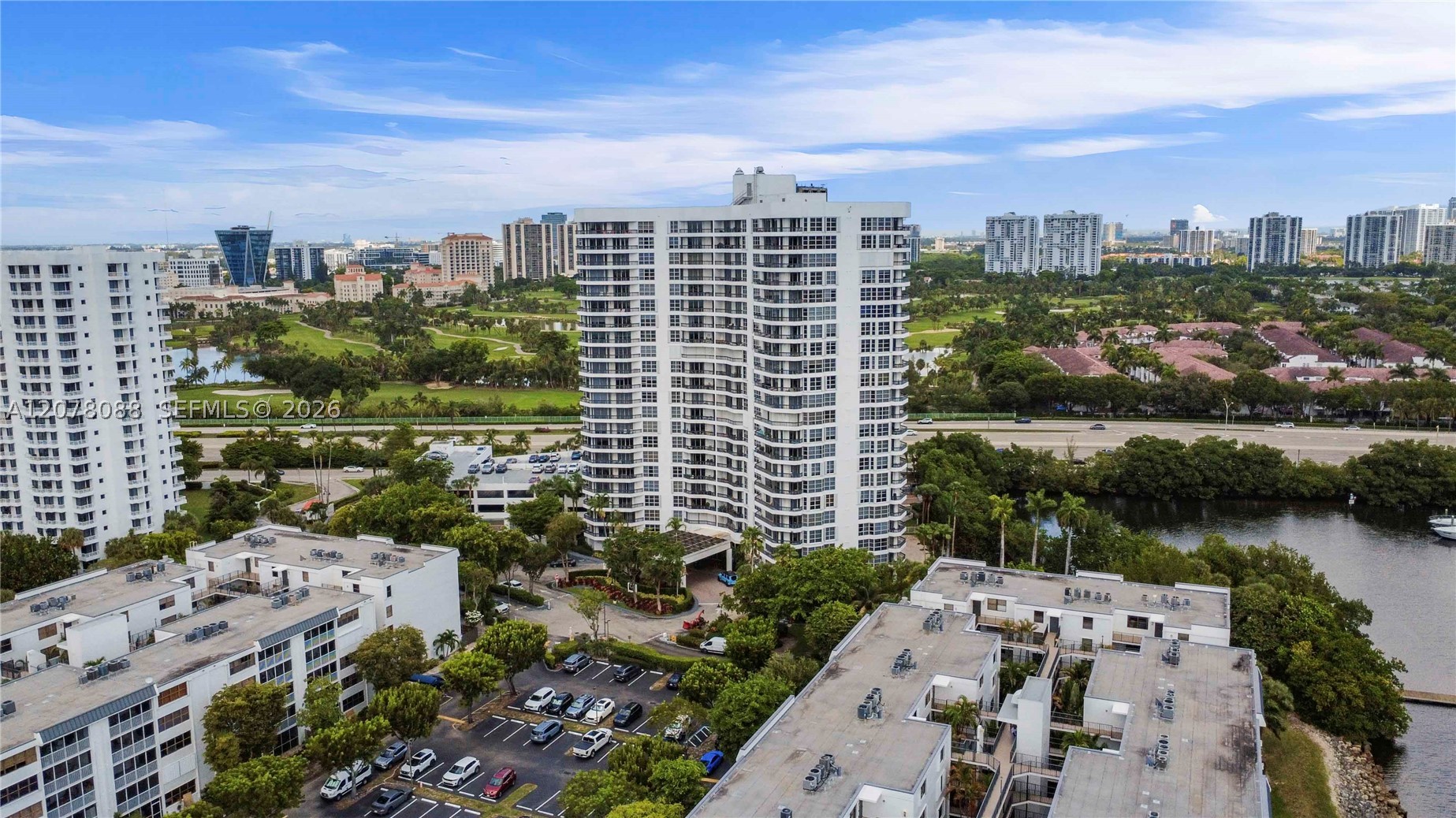 3400 NE 192nd St #1911, Aventura FL 33180