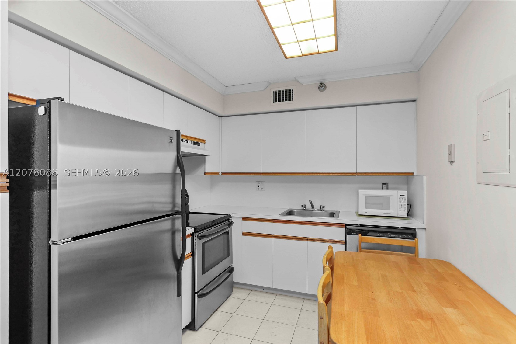 3400 NE 192nd St #1911, Aventura FL 33180