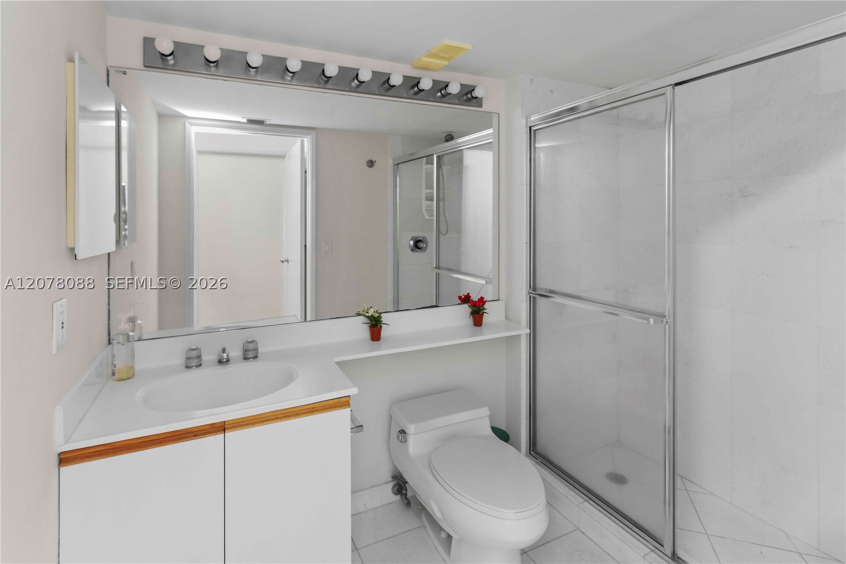 3400 NE 192nd St #1911, Aventura FL 33180