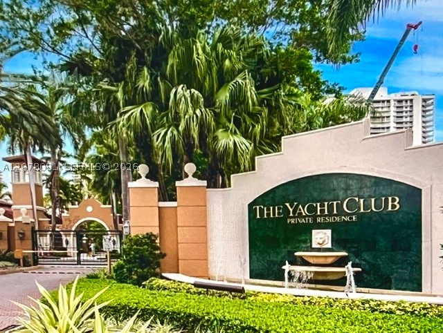19901 E Country Club Dr #2405, Aventura FL 33180