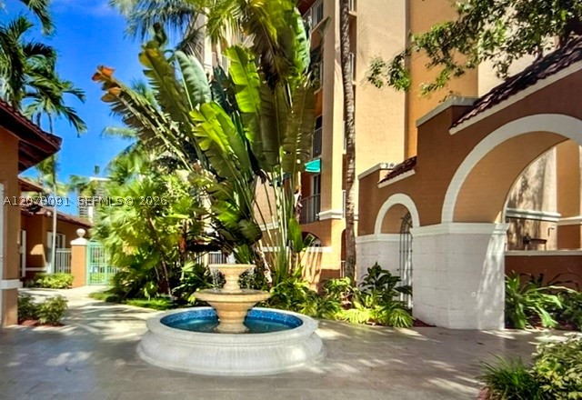19901 E Country Club Dr #2405, Aventura FL 33180