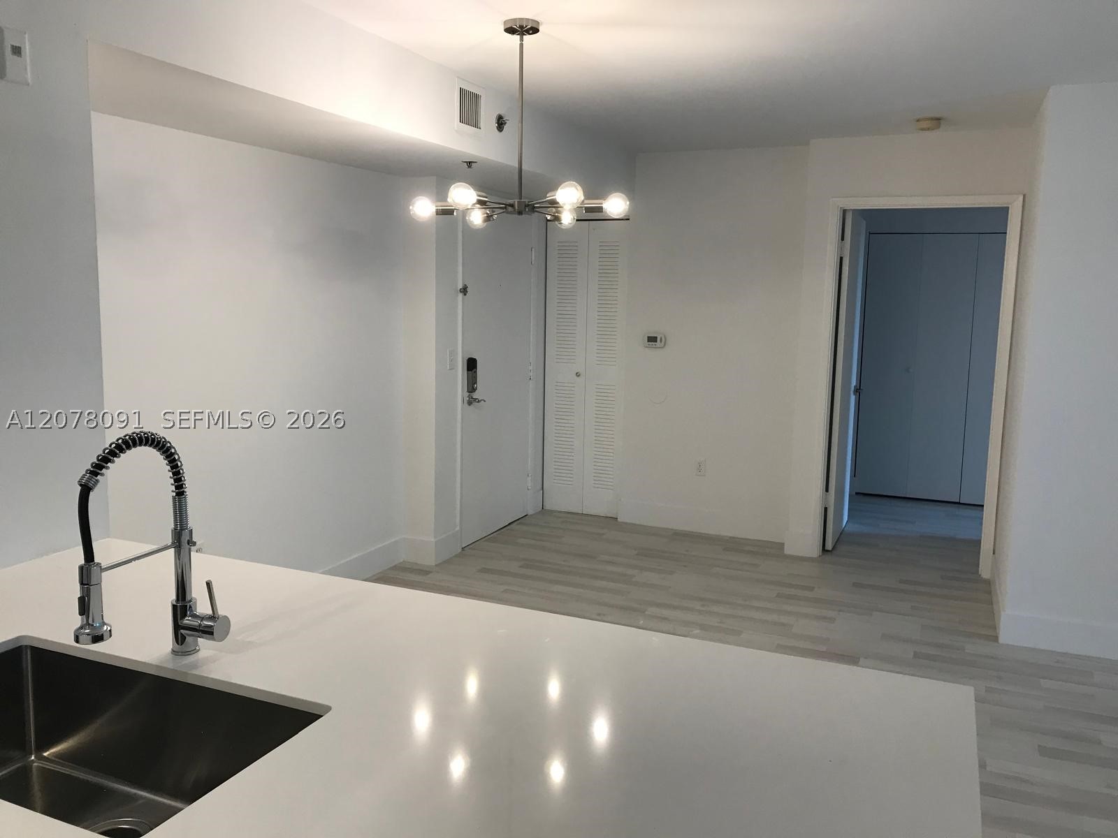 19901 E Country Club Dr #2405, Aventura FL 33180