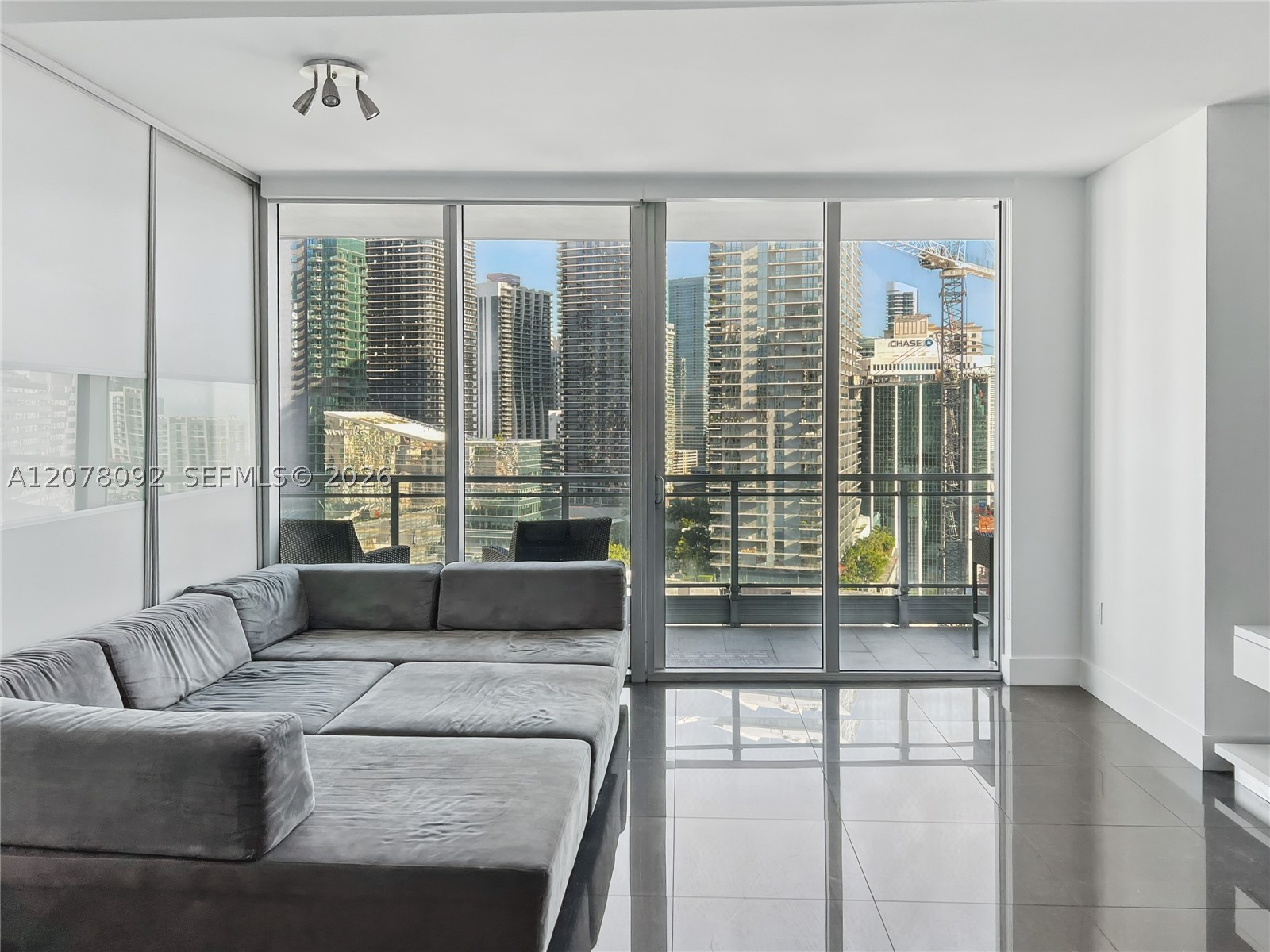 92 SW 3rd St #2602, Miami FL 33130