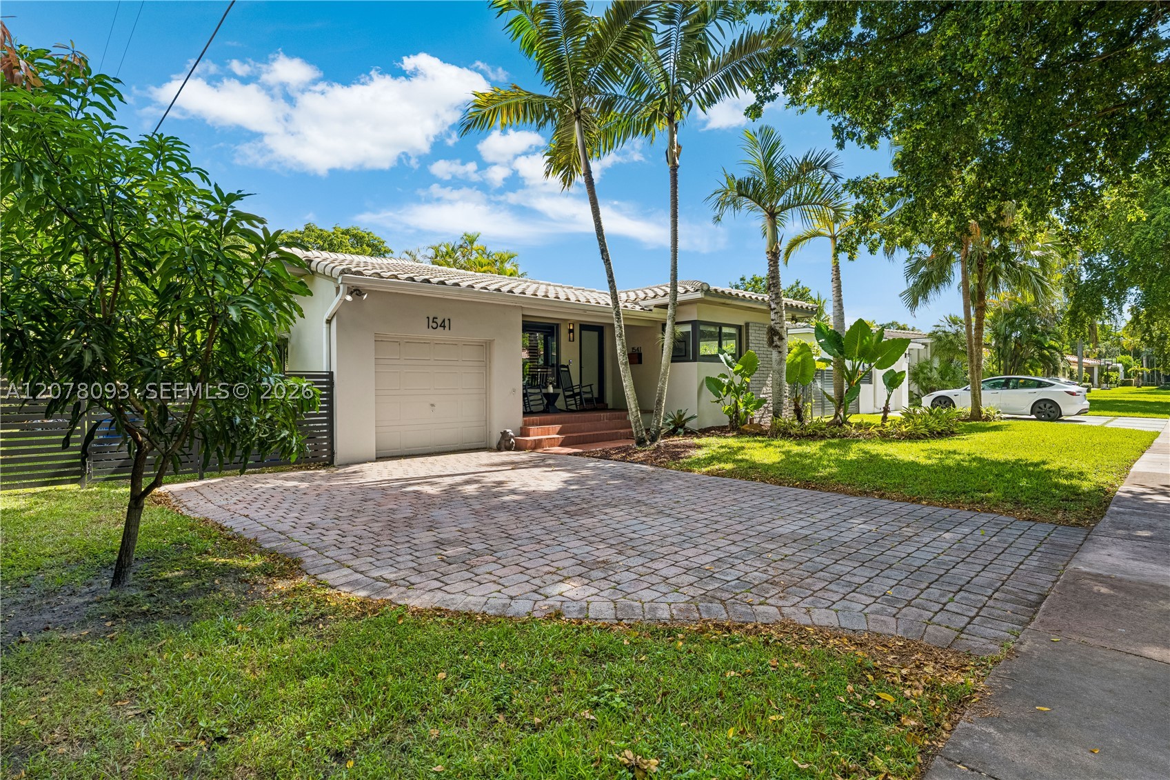 1541 Consolata Ave, Coral Gables FL 33146