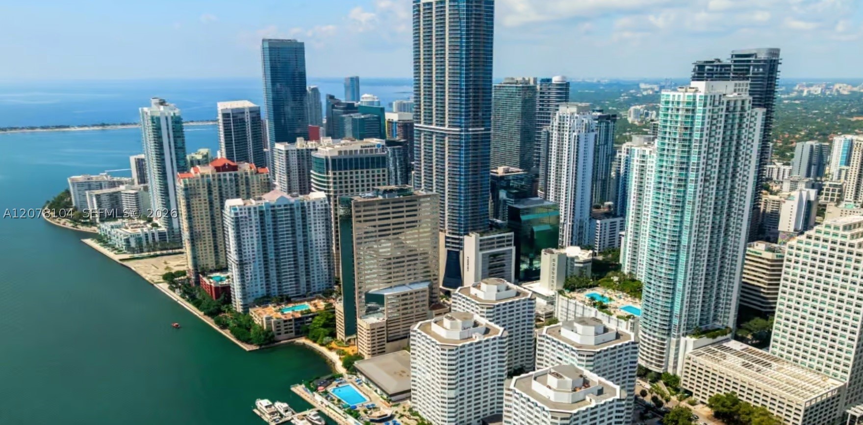 Miami FL 33131 - A12078104