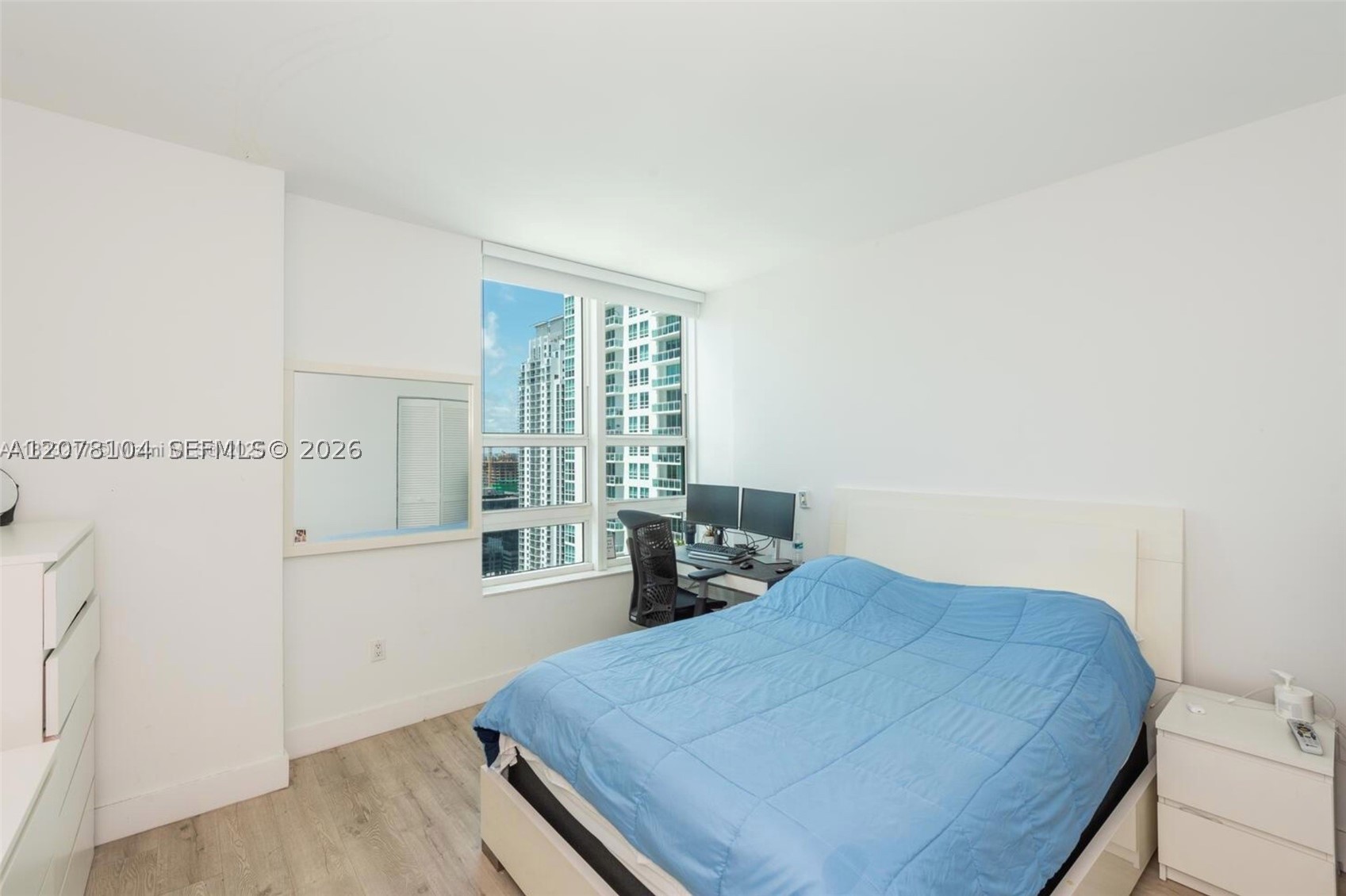 Miami FL 33131 - A12078104