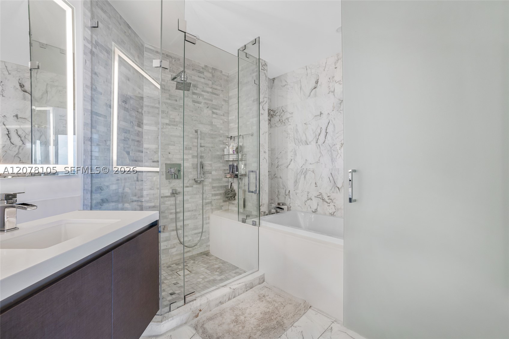 851 NE 1st Ave #1408, Miami FL 33132