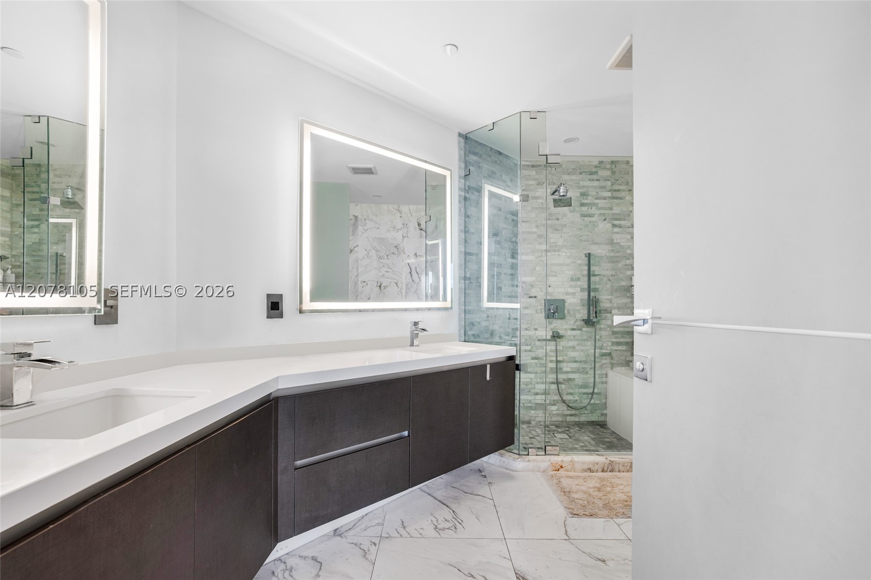 851 NE 1st Ave #1408, Miami FL 33132