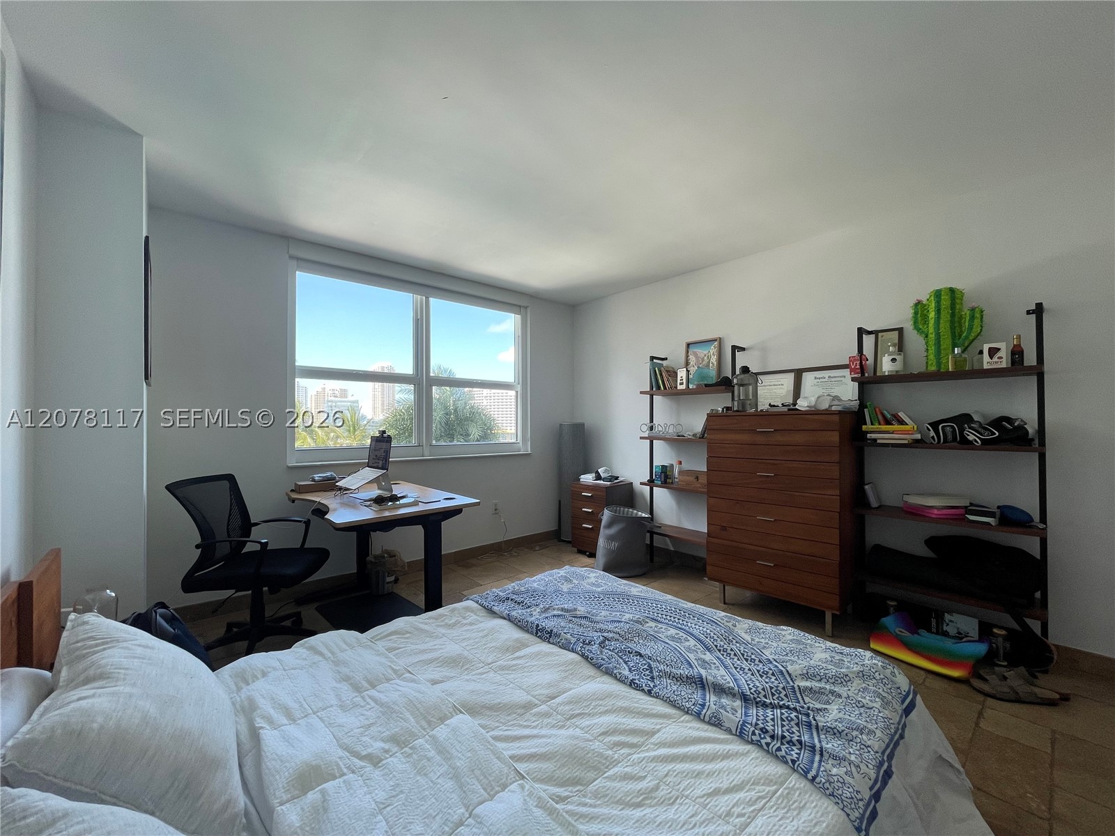 1155 Brickell Bay Dr #808, Miami FL 33131