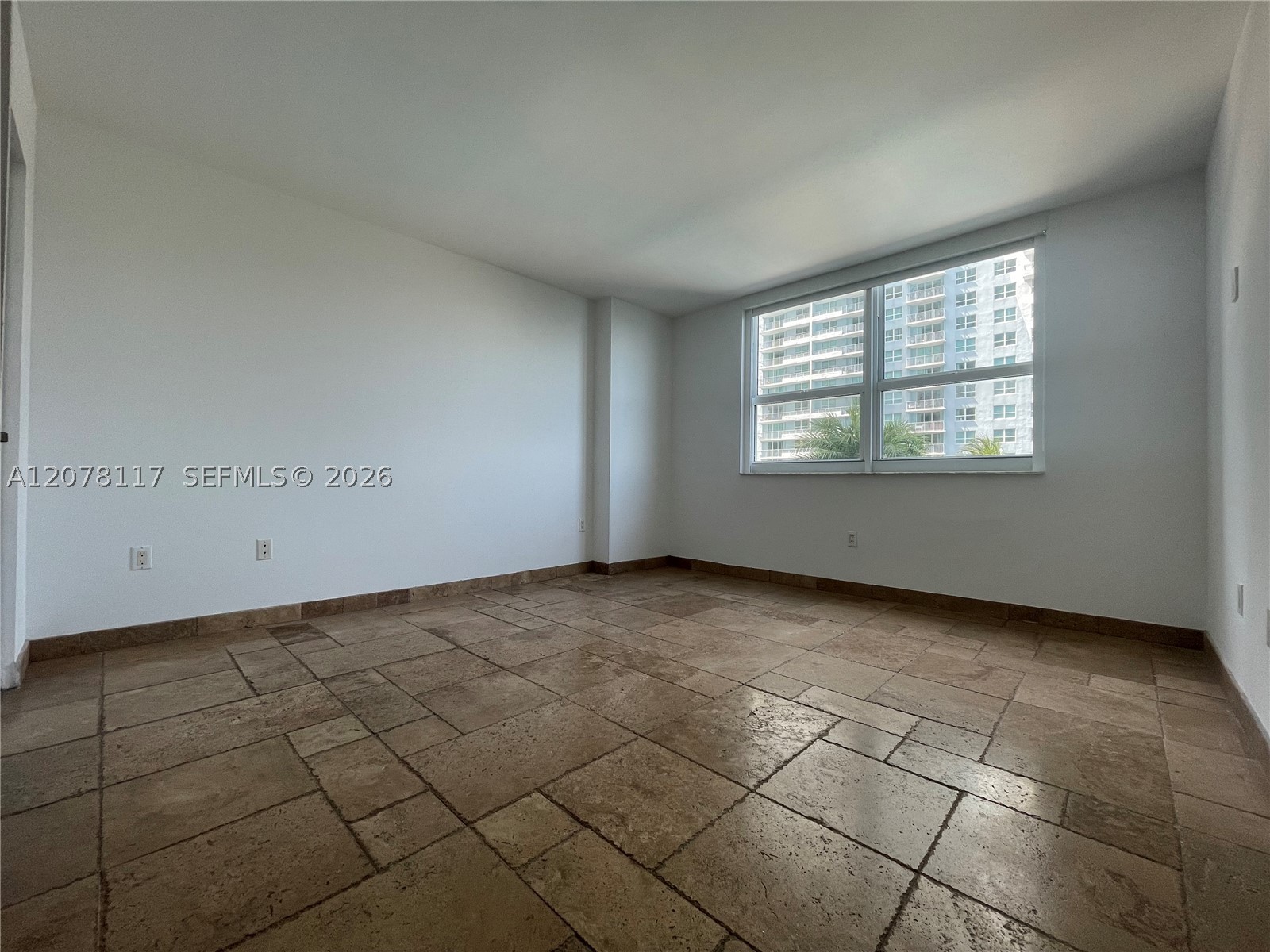 1155 Brickell Bay Dr #808, Miami FL 33131