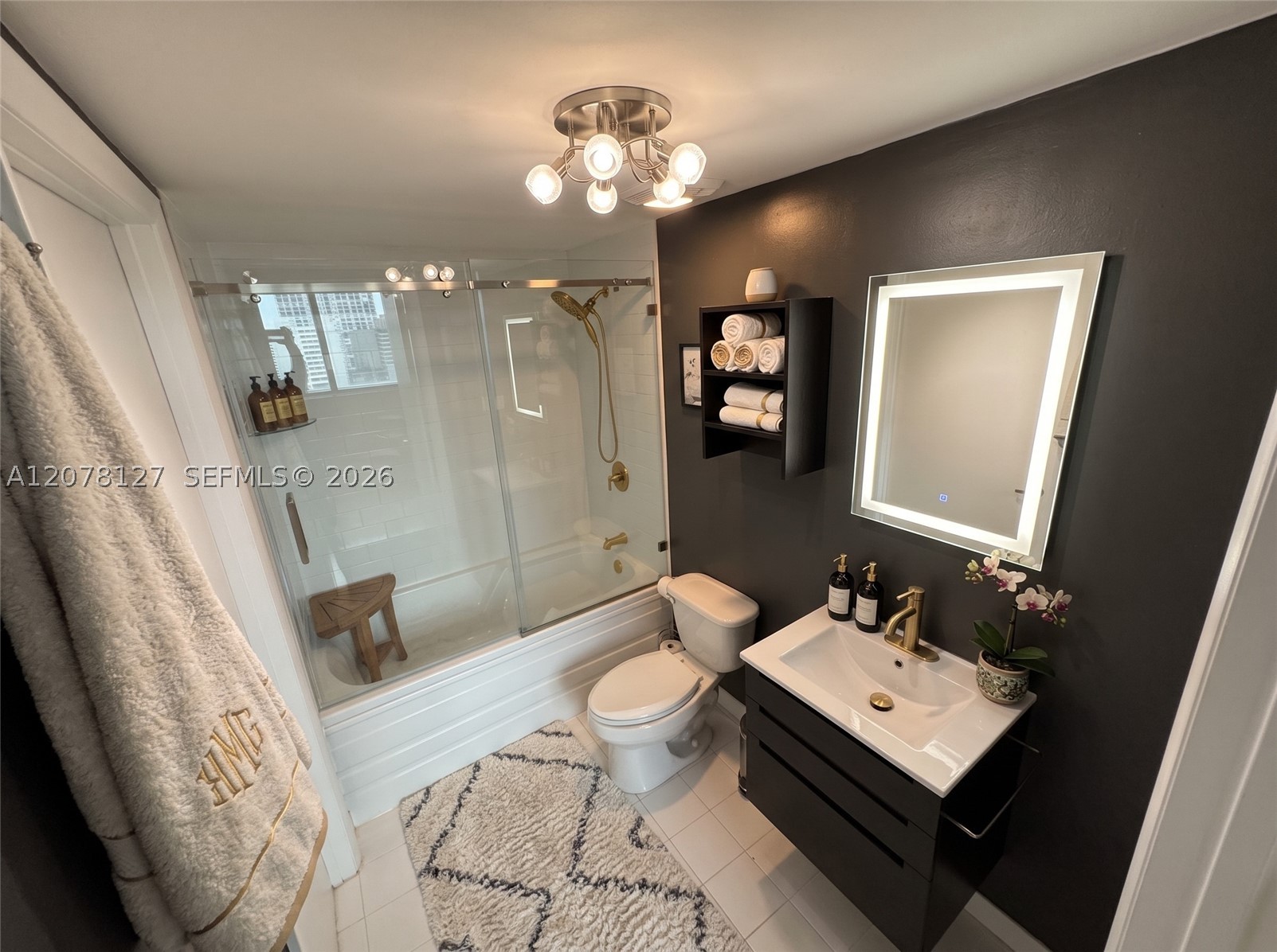 690 SW 1st Ct #1221, Miami FL 33130