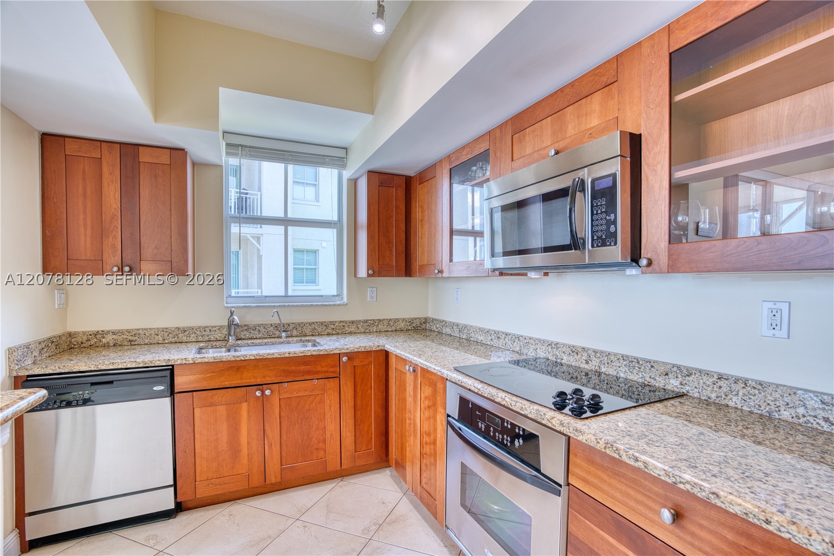 815 NW Flagler Ave #305, Stuart FL 34994