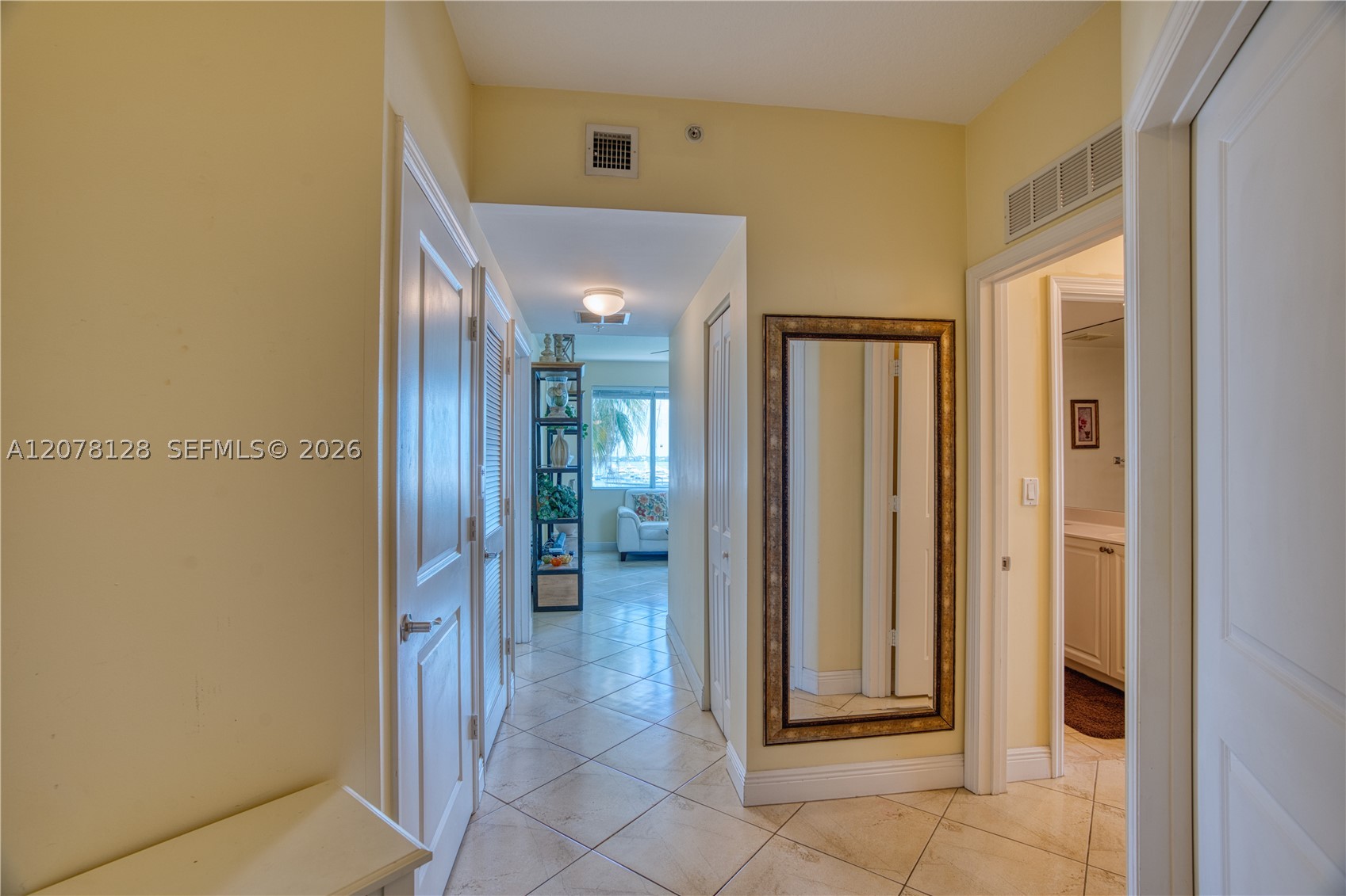 815 NW Flagler Ave #305, Stuart FL 34994