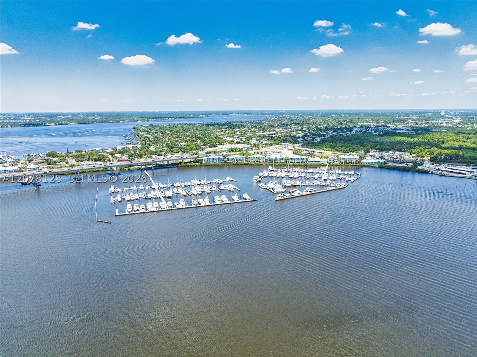 815 NW Flagler Ave #305, Stuart FL 34994